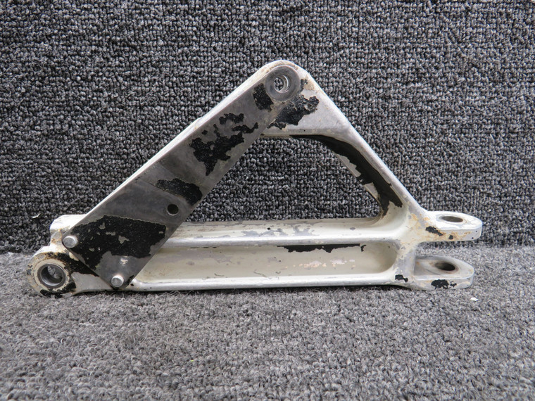 67025-002 Piper PA34-200T Main Landing Gear Truss Assembly LH (No Hooks)