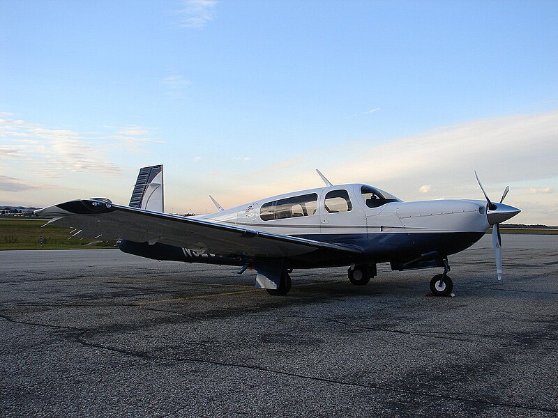 Mooney M20 Airplane