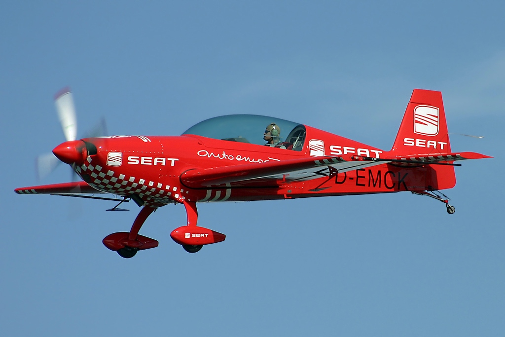 Extra EA-300 aerobatic airplane