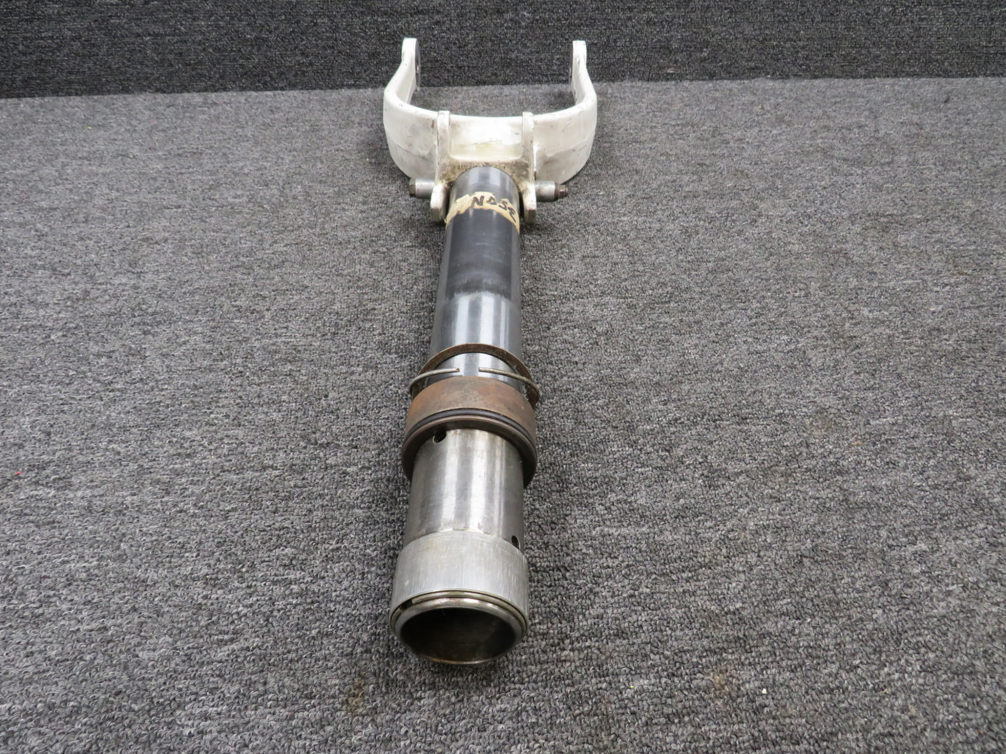 0442503-7, 0543006-5 Cessna Nose Gear Fork & Inner Strut Tube