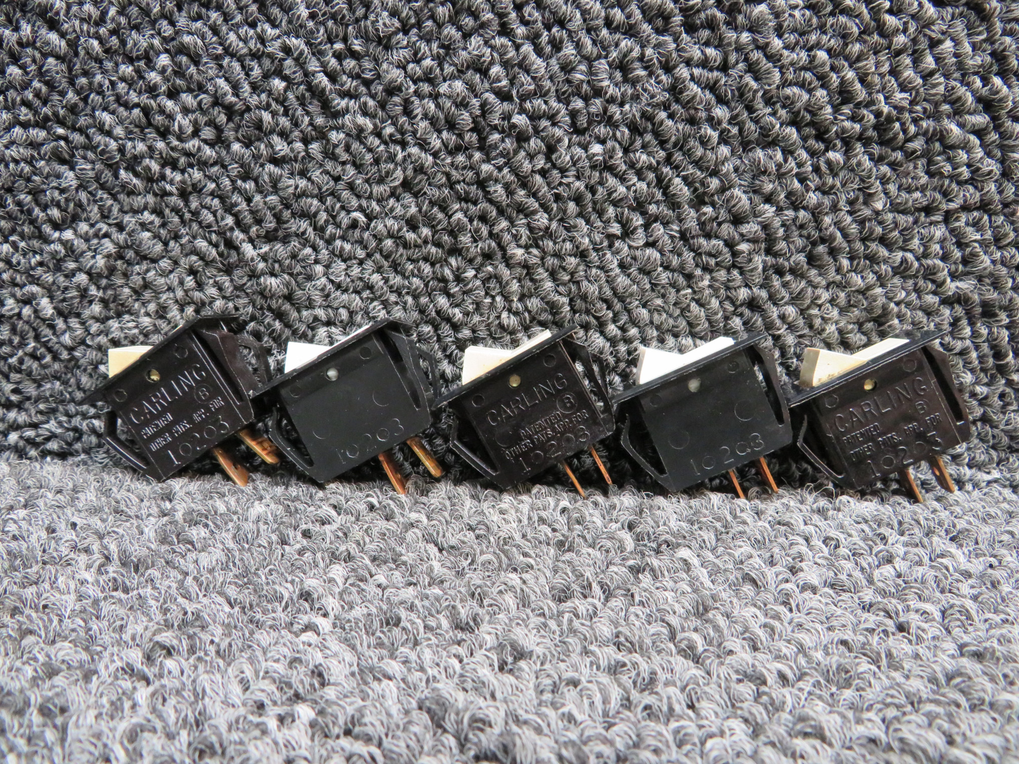 Avionics Rocker Switch Cessna Aviation Engines Cessna Rocker Switch 4-Pack - Replaces S2160-1 ...