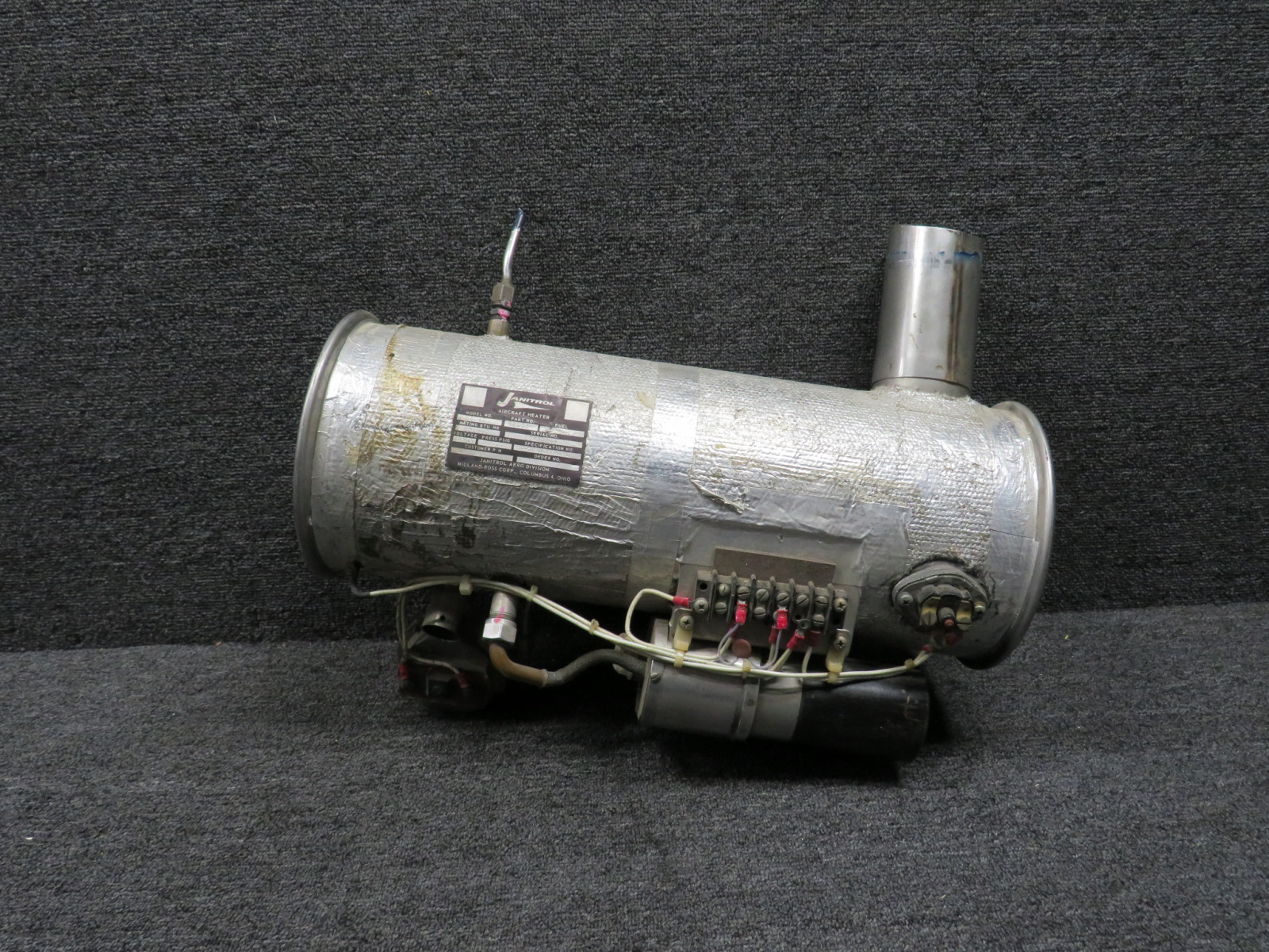 62D33 Janitrol B3040 Cabin Heater Assembly (24 Volts)