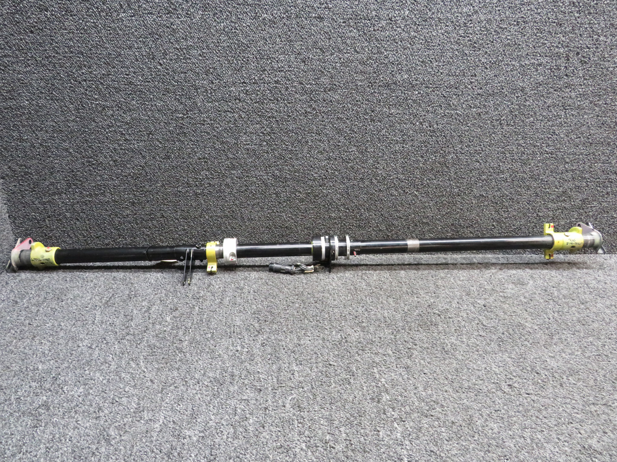 68451-003 (Use: 68451-804) Piper PA32R-301T Flap Torque Tube with