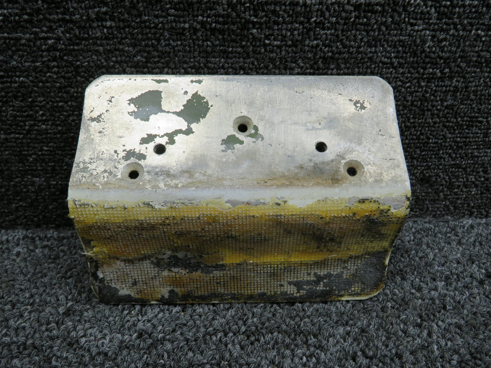 0413399-2 Cessna 150L Refueling Step RH (Worn Grip) For Sale