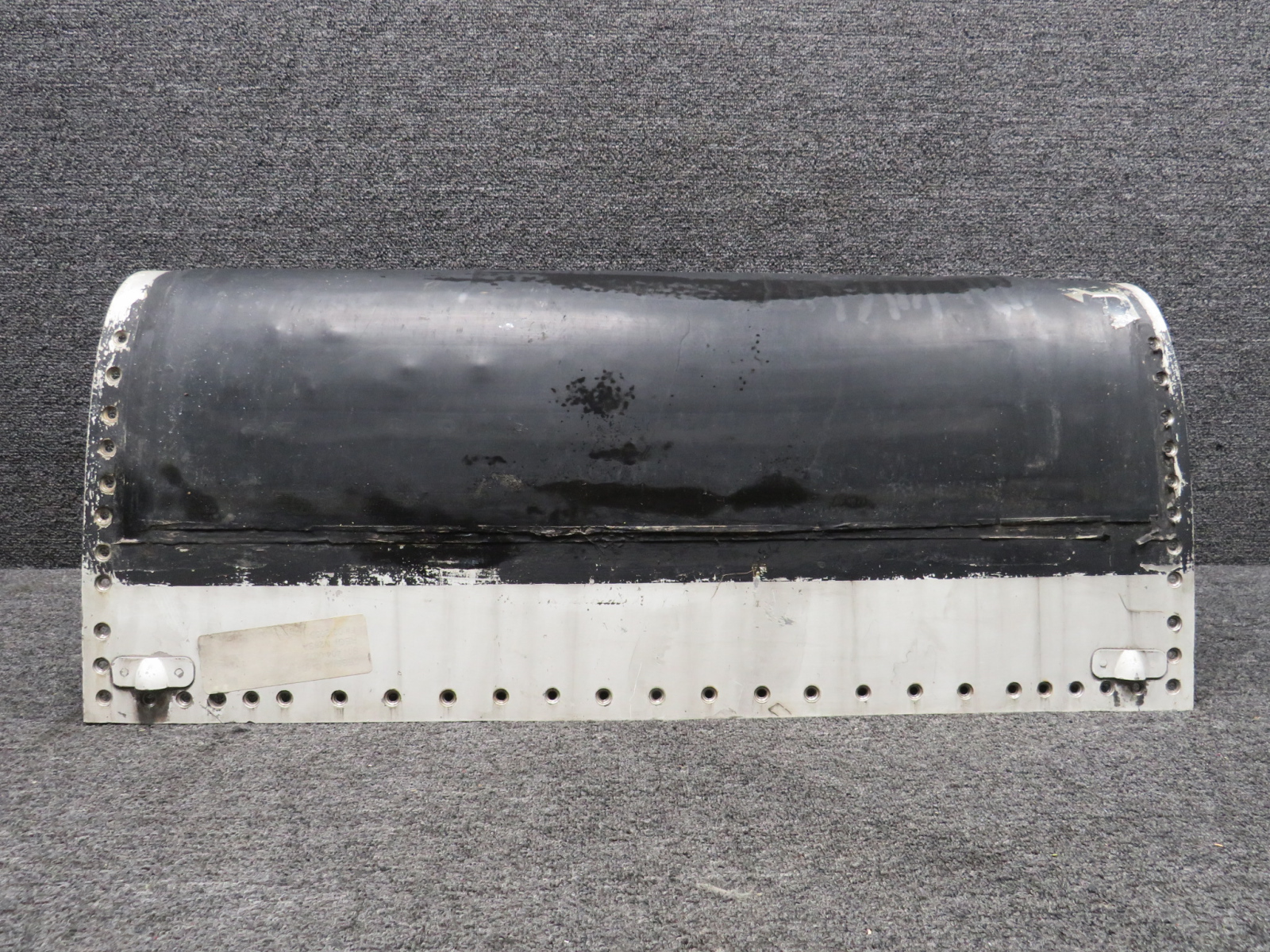 5822400-1 Cessna Leading Edge Assembly LH (Worn) For Sale