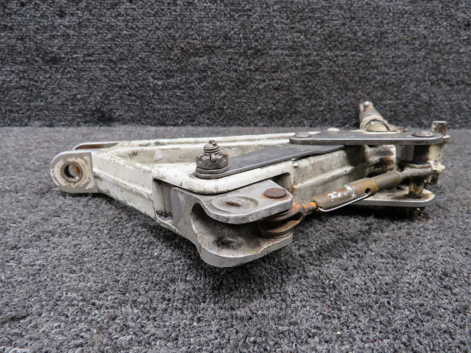67025-010 Piper PA34-200 Main Landing Gear Truss Assembly RH w