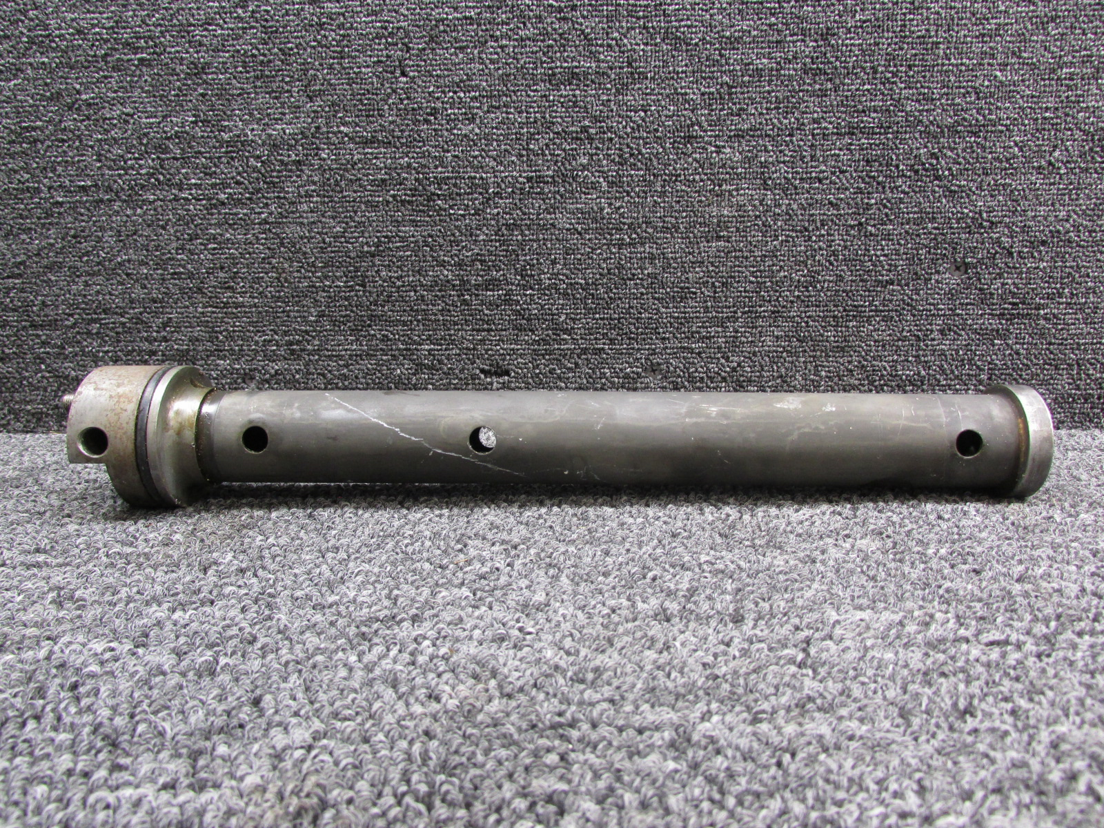 0543000-27 Cessna 150L Nose Gear Piston Support Orifice Tube