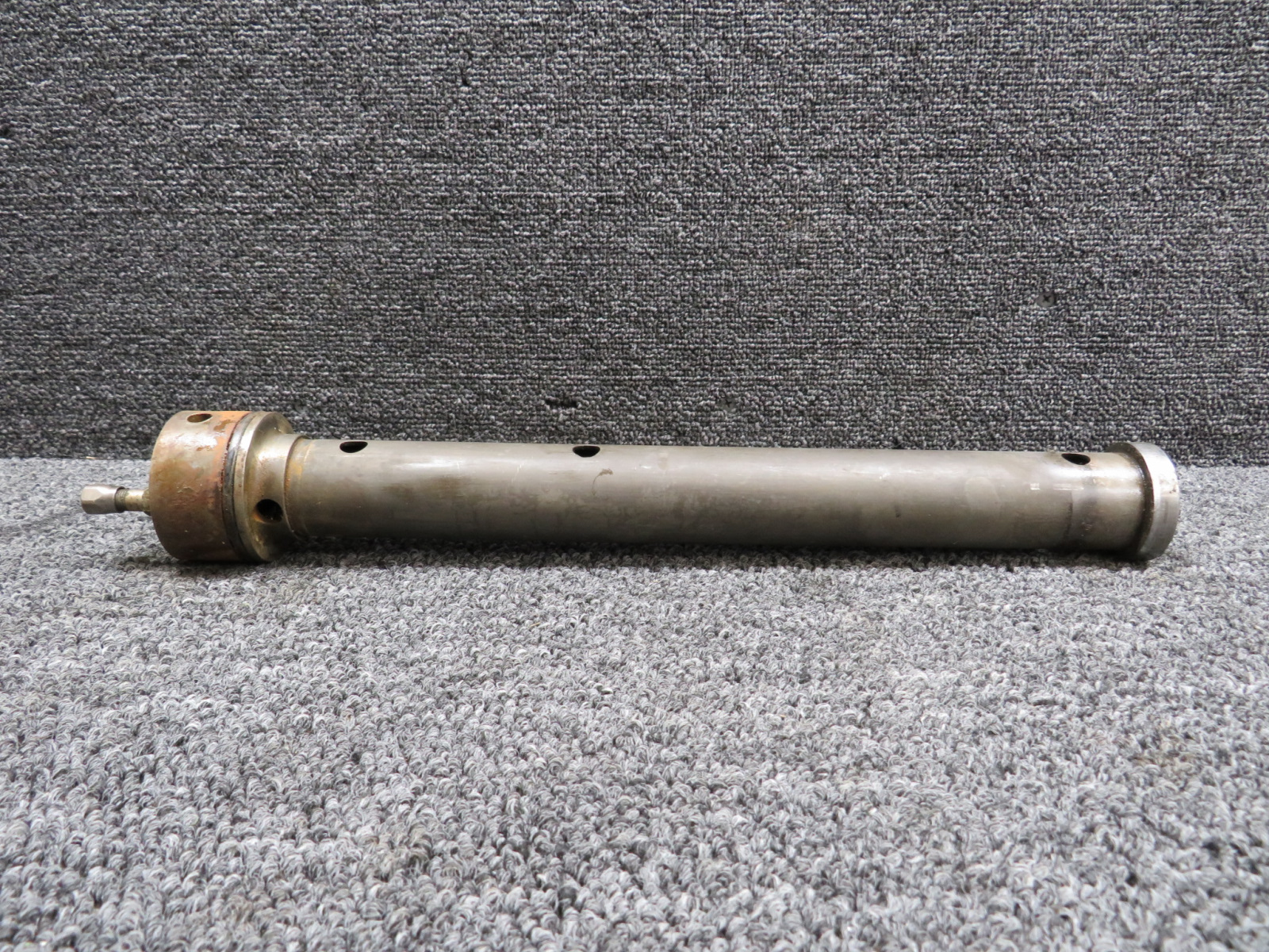 0743621-9 Cessna 172N Nose Gear Strut Piston Support Orifice Tube