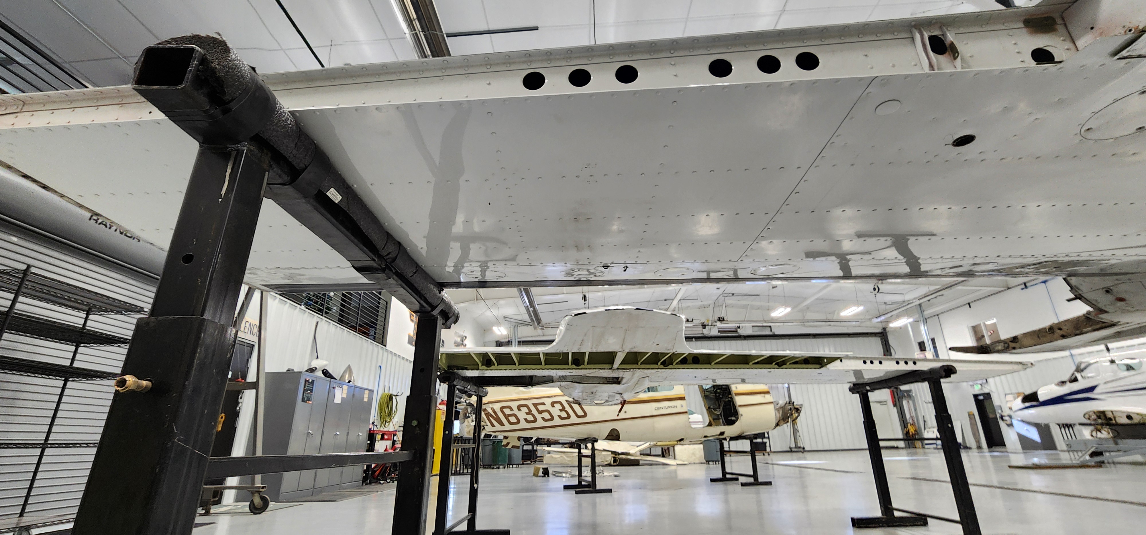 0822038-39 Cessna 414 Wing Structure Assembly Left Hand
