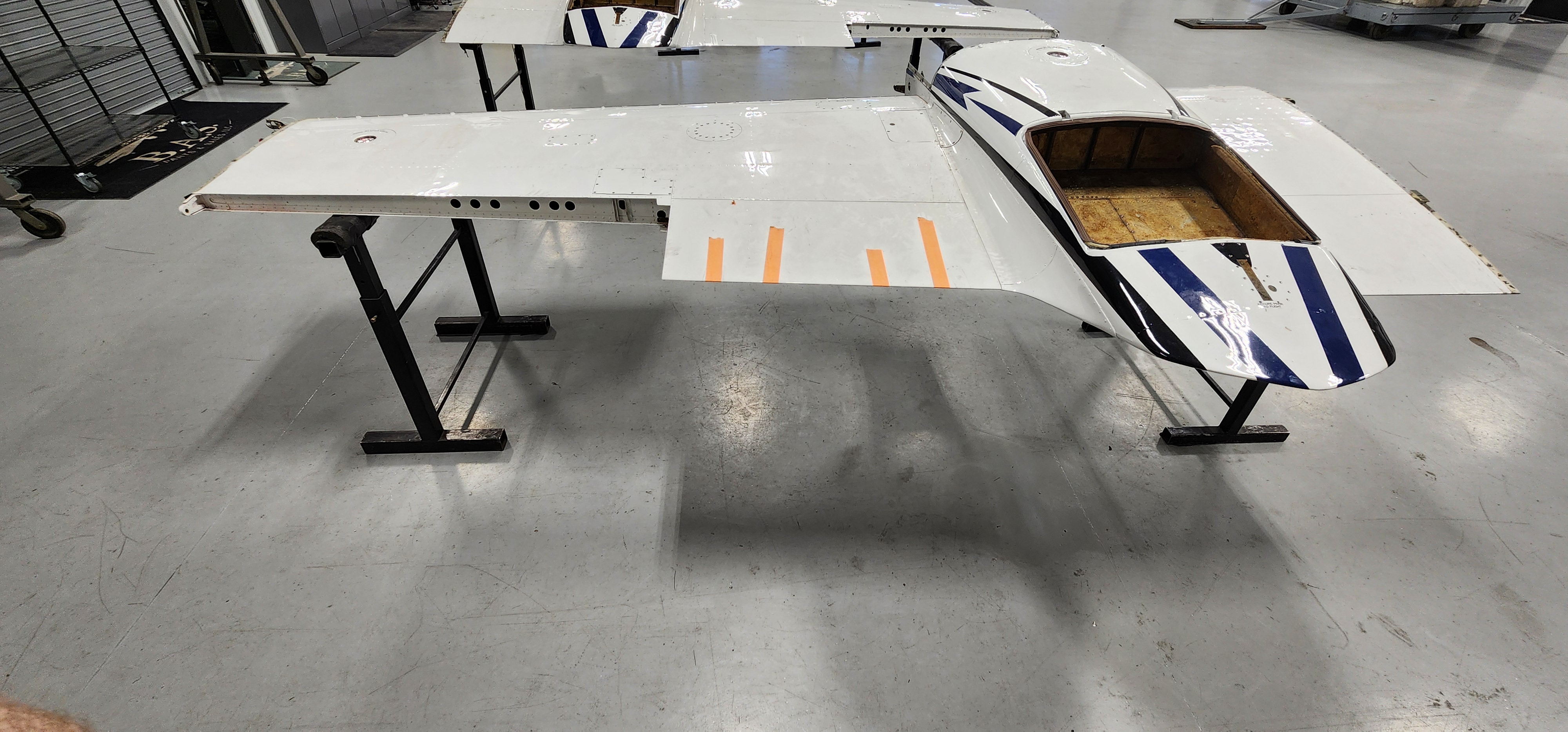 0822038-39 Cessna 414 Wing Structure Assembly Left Hand