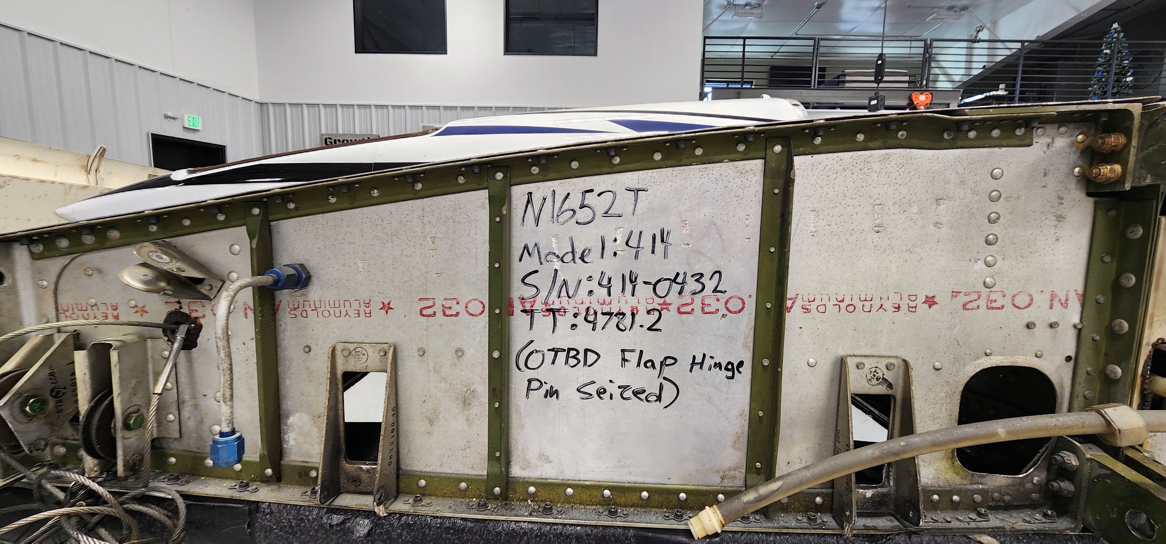 0822038-39 Cessna 414 Wing Structure Assembly Left Hand