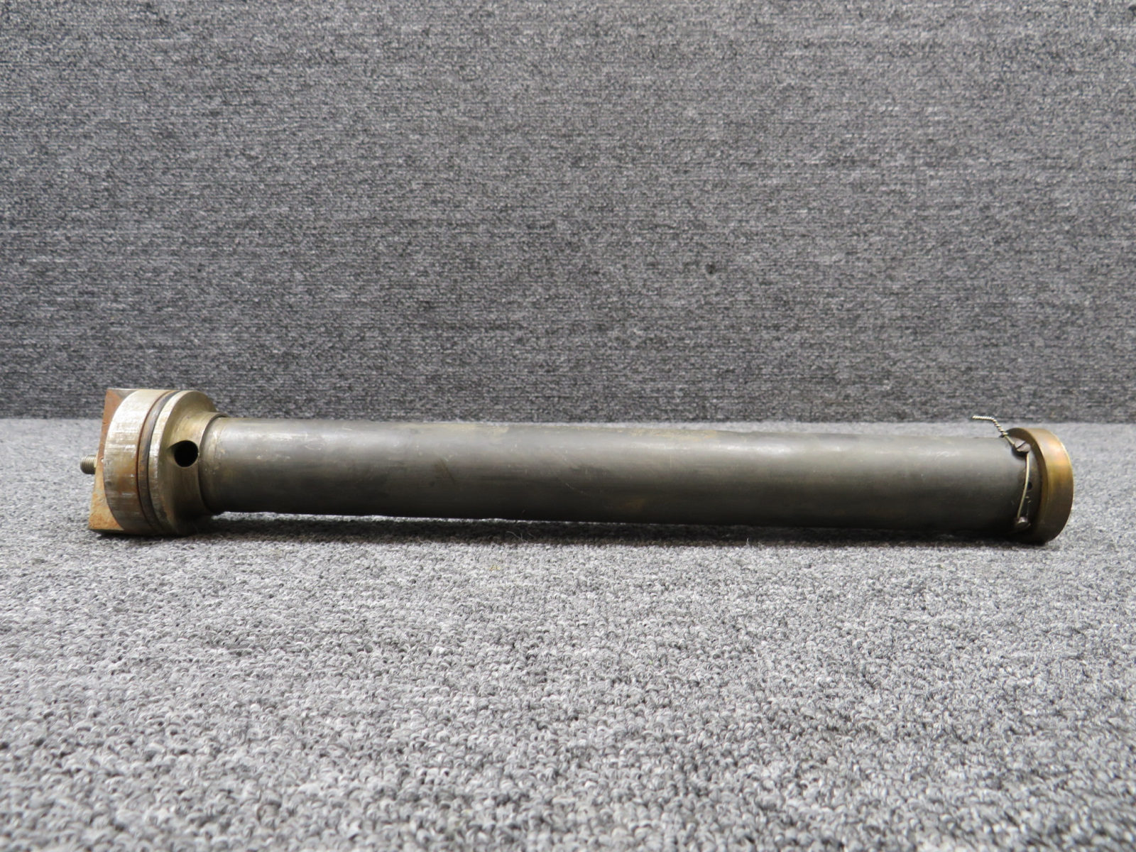 蒸 0543000-6 (Use: 0743621-9) Cessna 182A Nose Gear Strut Piston