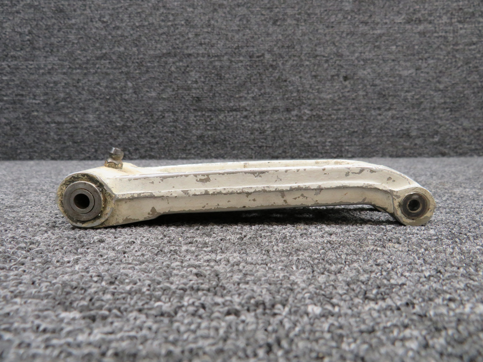 0543035-6 Cessna Nose Gear Upper Torque Link (Worn, Chipped Link