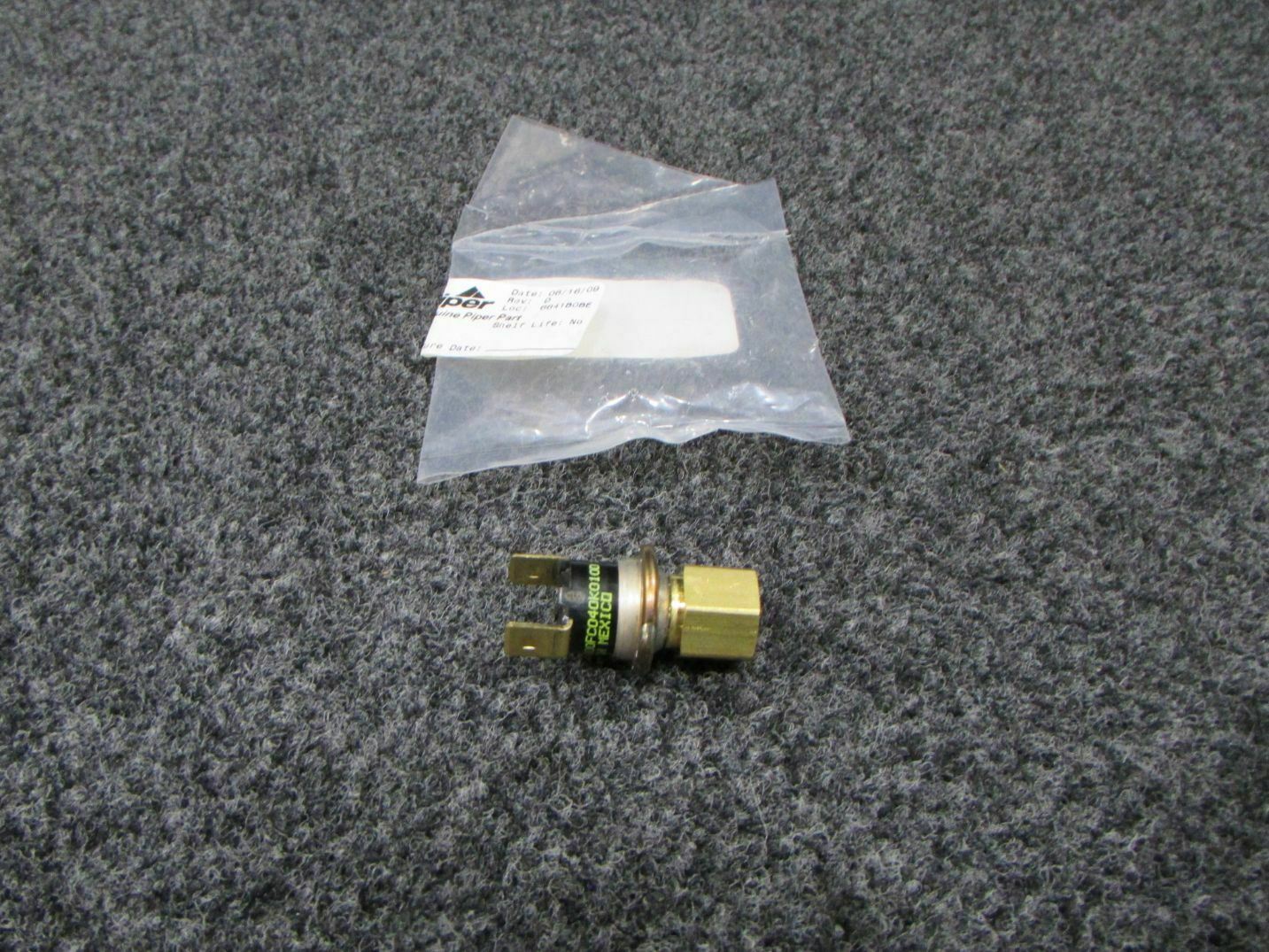 588-018 Piper PA-31T Pressure Switch Assembly (NEW OLD 