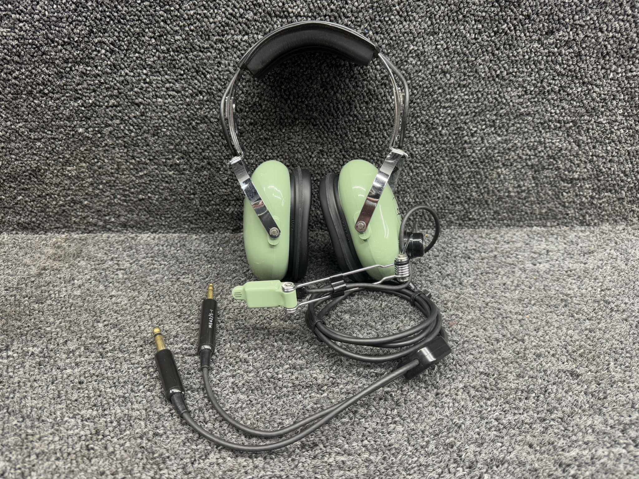 12507G-18 David Clark H10-40 Headset with Microphone For Sale