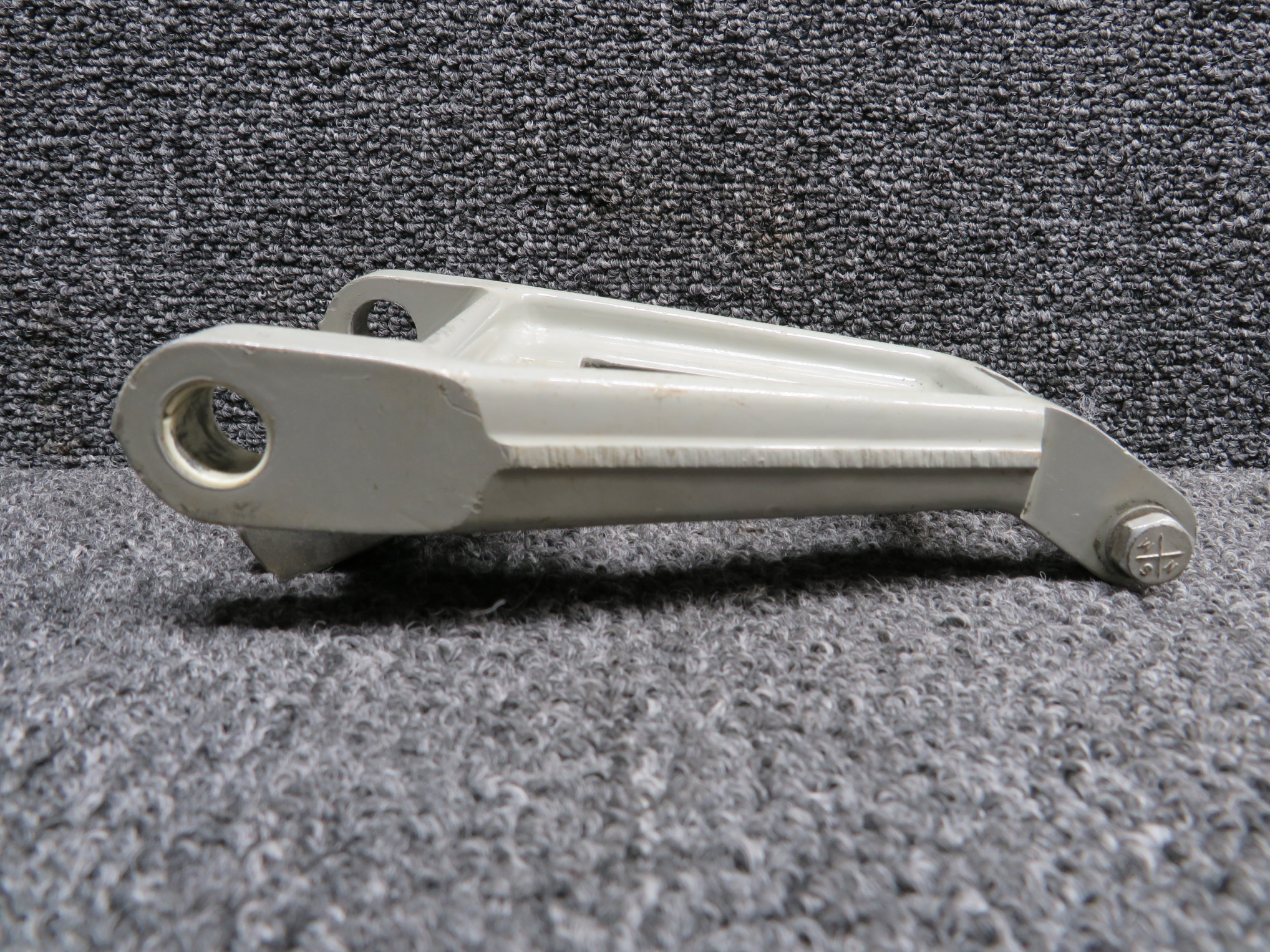 1743011-1 (Use: 1743036-1) (Cast: 1743012-2F) Cessna 177 Nose Gear