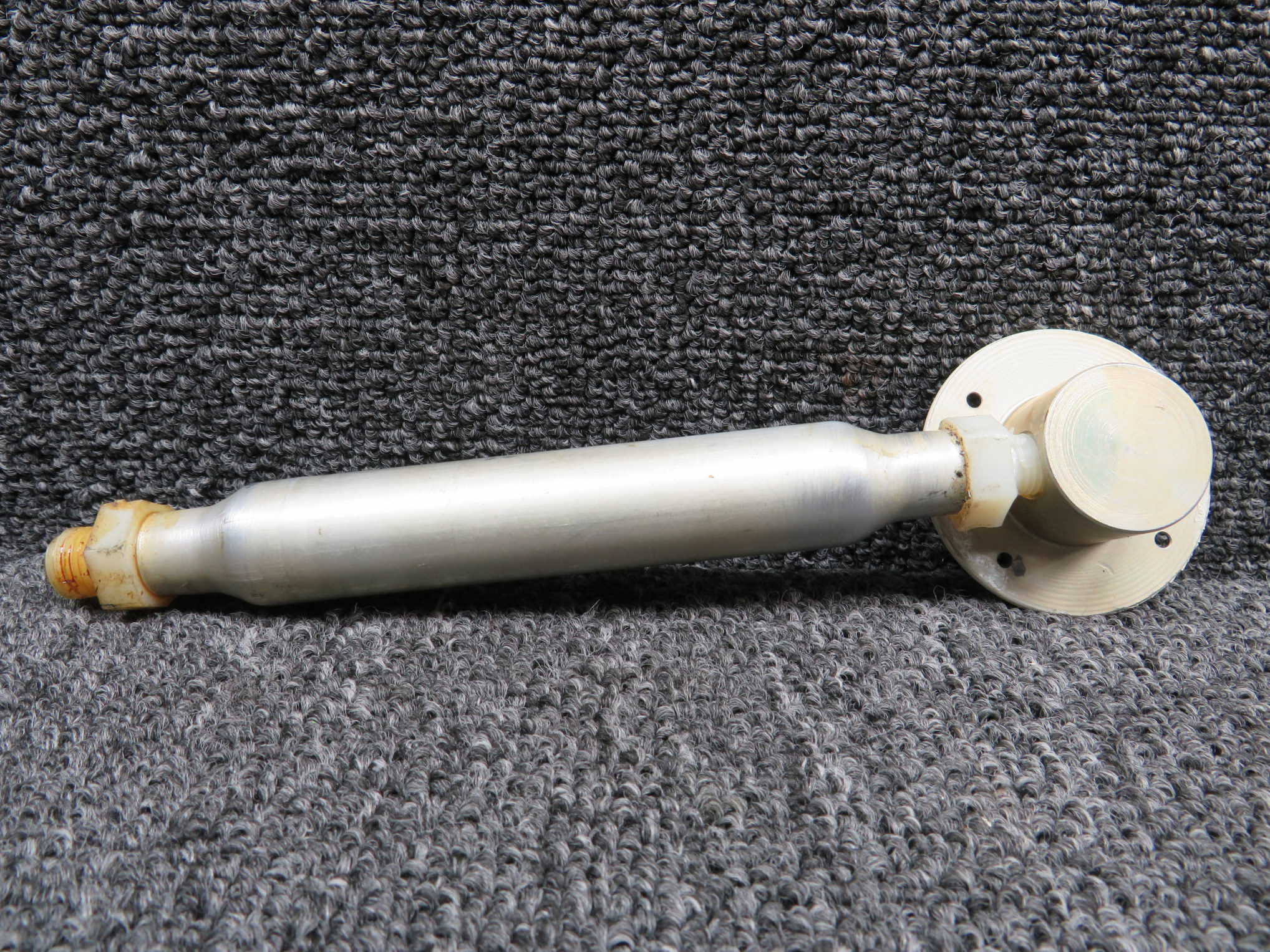 1200761-3, S2043-1 Cessna T210R Button Static Source Comes with Sump