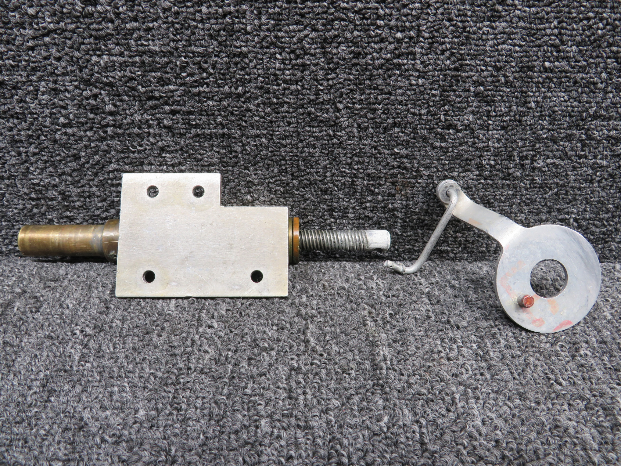 1261107-1 Cessna 210 Rudder Bungee Screw Jack Assembly with Crank