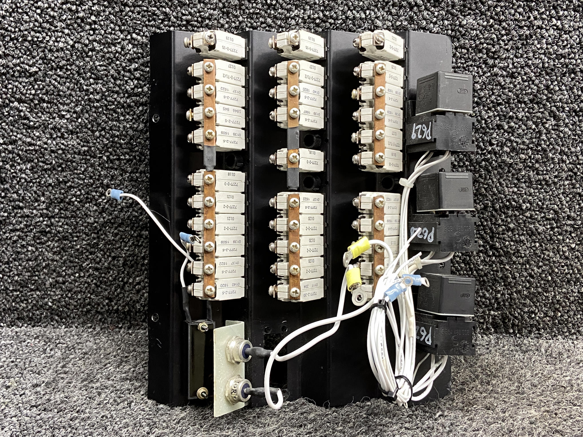 10573-004, 7277-2 Klixon Circuit Breaker Panel with Push To