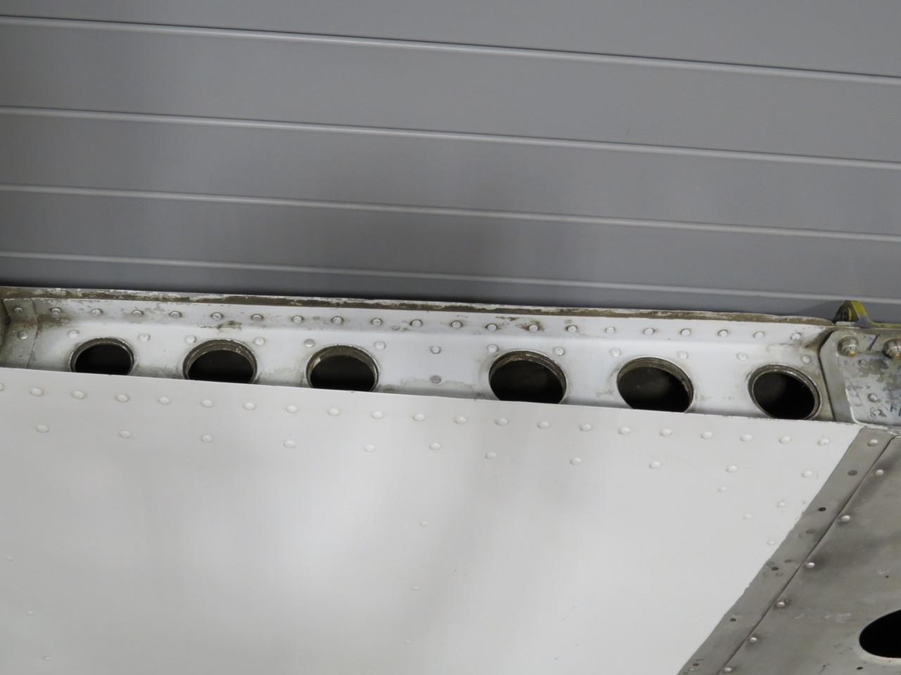 1232600-7 (Use Part Number: 1232600-31) Cessna 182M Horizontal