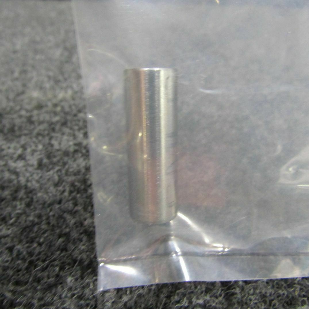 61402-102 Piper Bushing (NEW OLD STOCK) (C20)