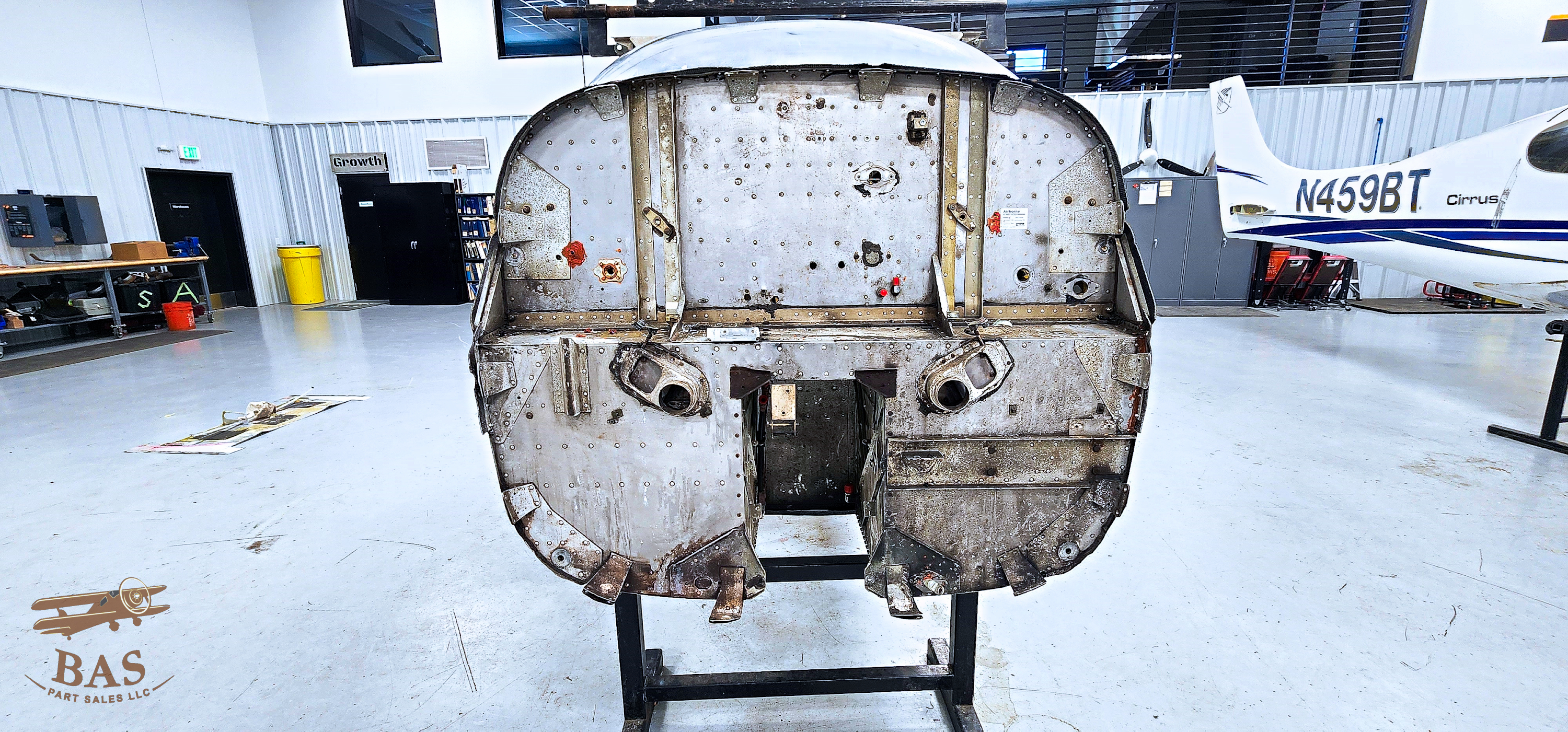 Cessna117出品 2個口PFC-1000 + Cirrus II Cessna 177RG Fuselage with Data Tag, Bill of Sale, and Log Books