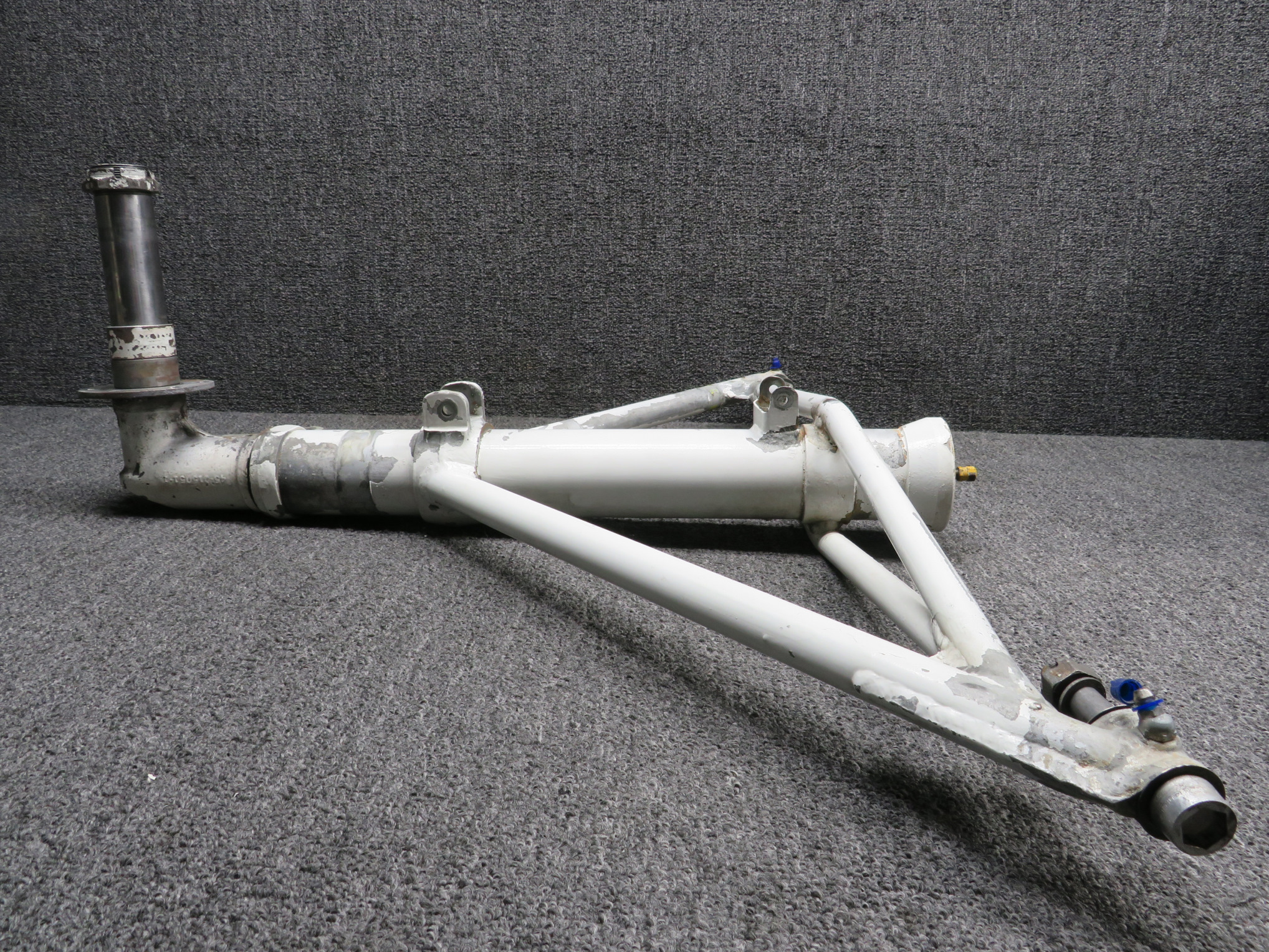35-815196-691 Beechcraft B95A Main Landing Gear Assembly RH (Minus