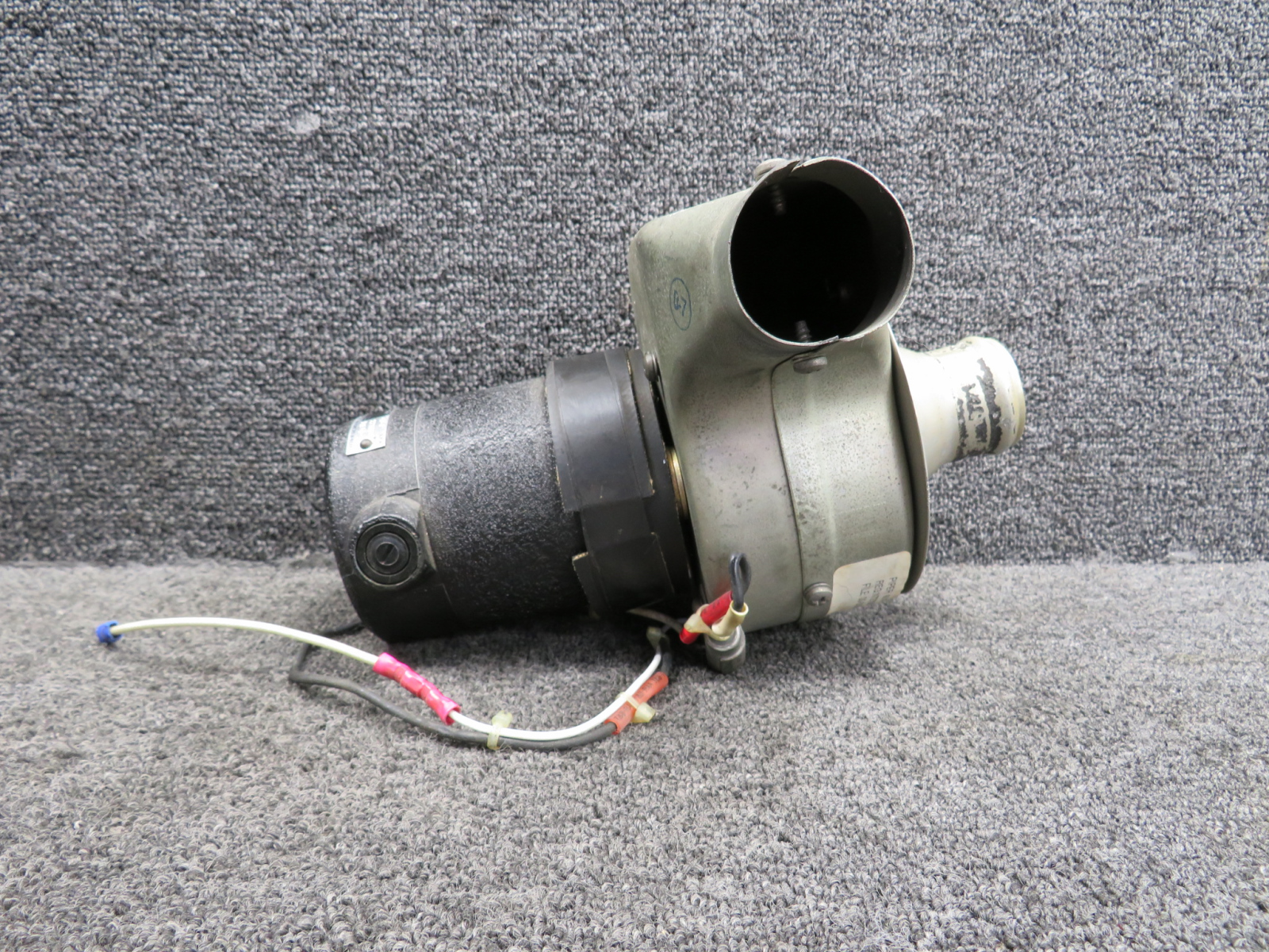 89D22-1, 90E83-2 Piper Aerostar 601P Combustion Air Blower