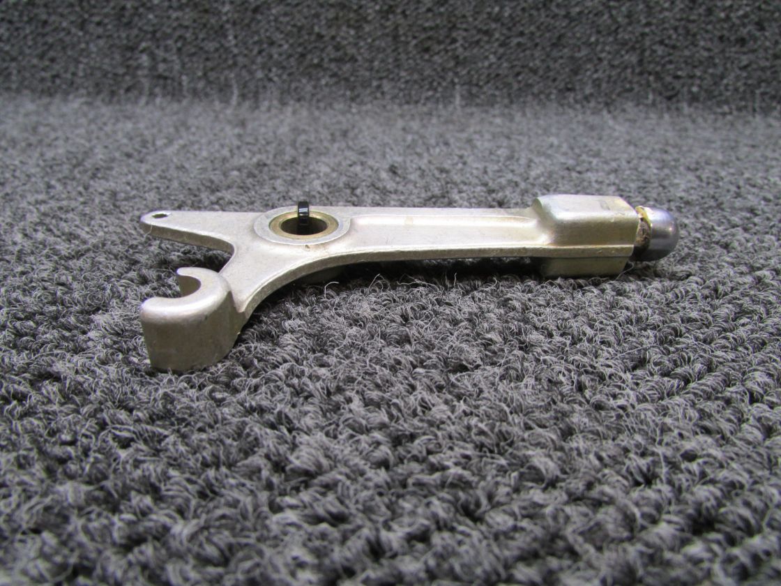 mt15dogさま専用 1541007-1 Cessna T337G Main Gear Downlock LH (No Switch) | eBay