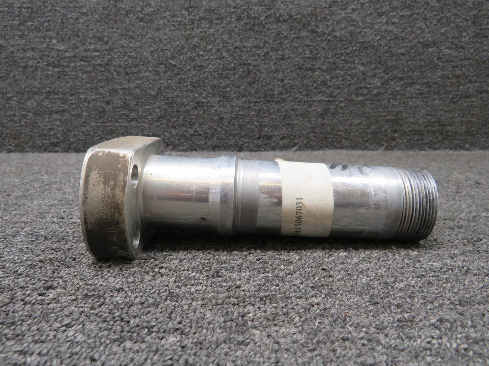 0541124 Cessna 150G Main Landing Gear Axle, Aluminum and Hollow