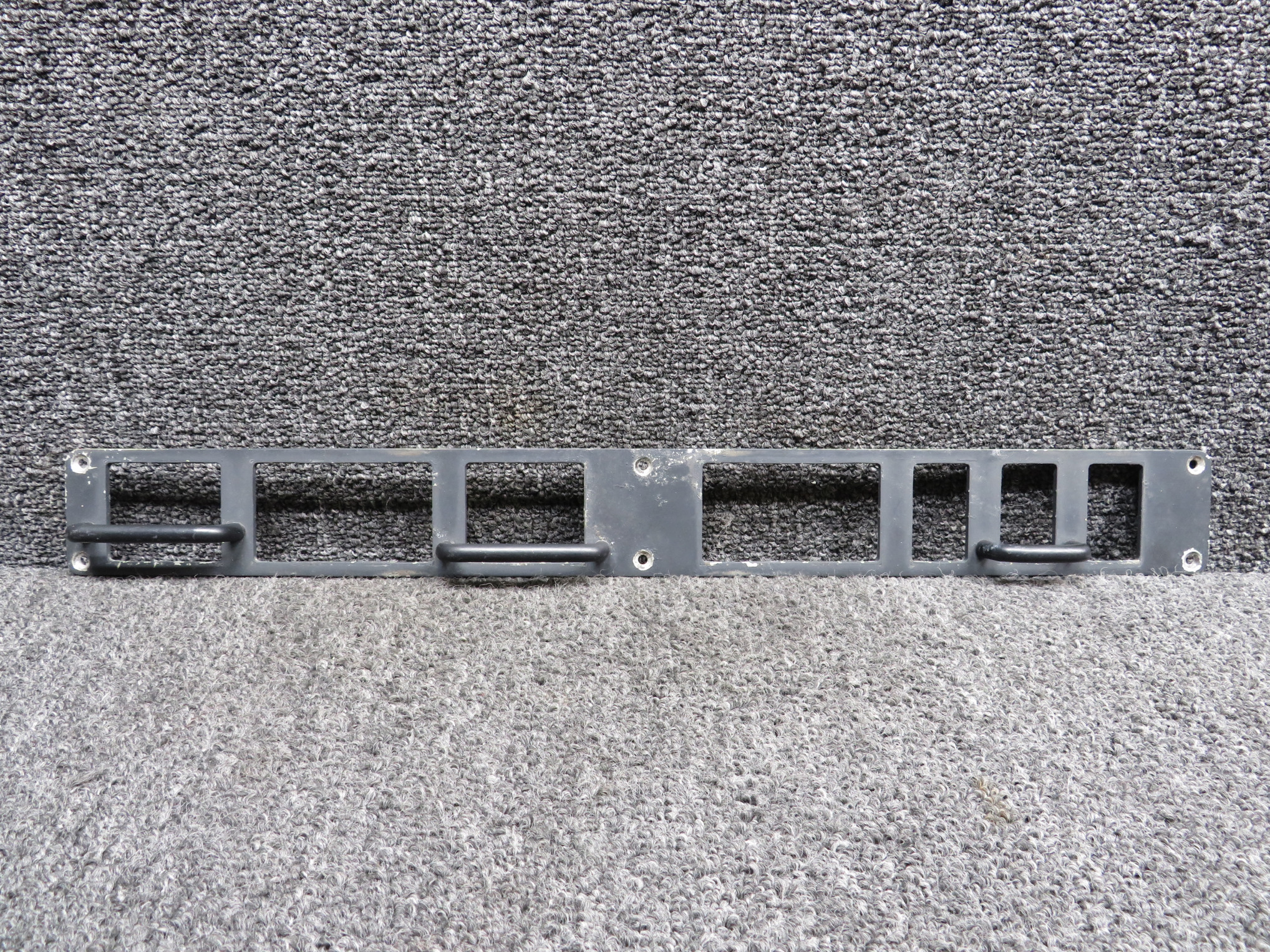 tnページ 107578-003 Piper PA28-181 Rocker Switch Panel Assembly with Guards