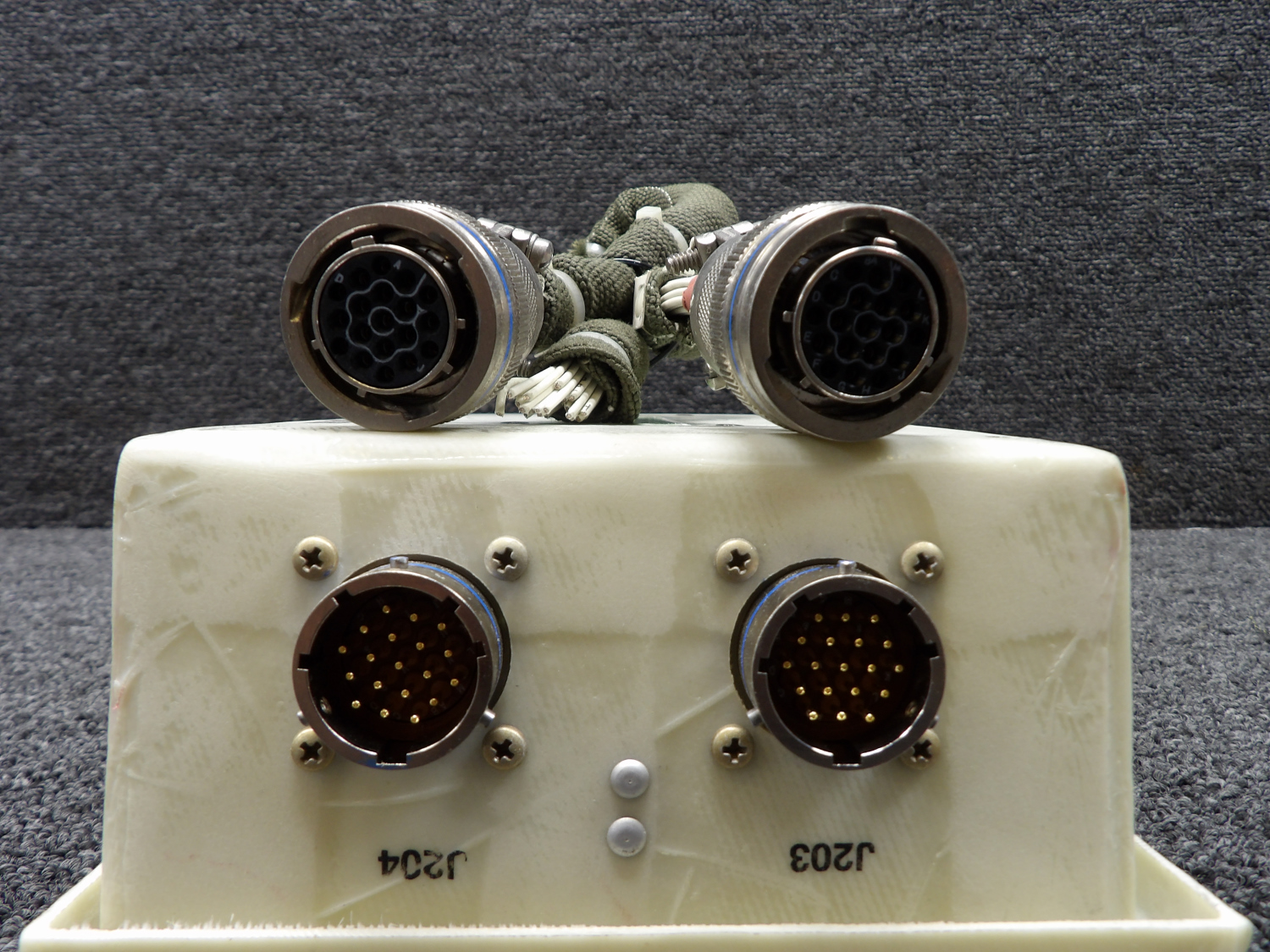 ALL OUTページ 5538328-24 Cessna Junction Box Assembly For Sale