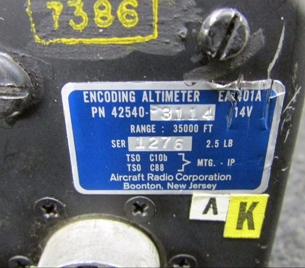 425403114 ARC EA401A Encoding Altimeter Indicator (Volts 14) (CORE) (IA)