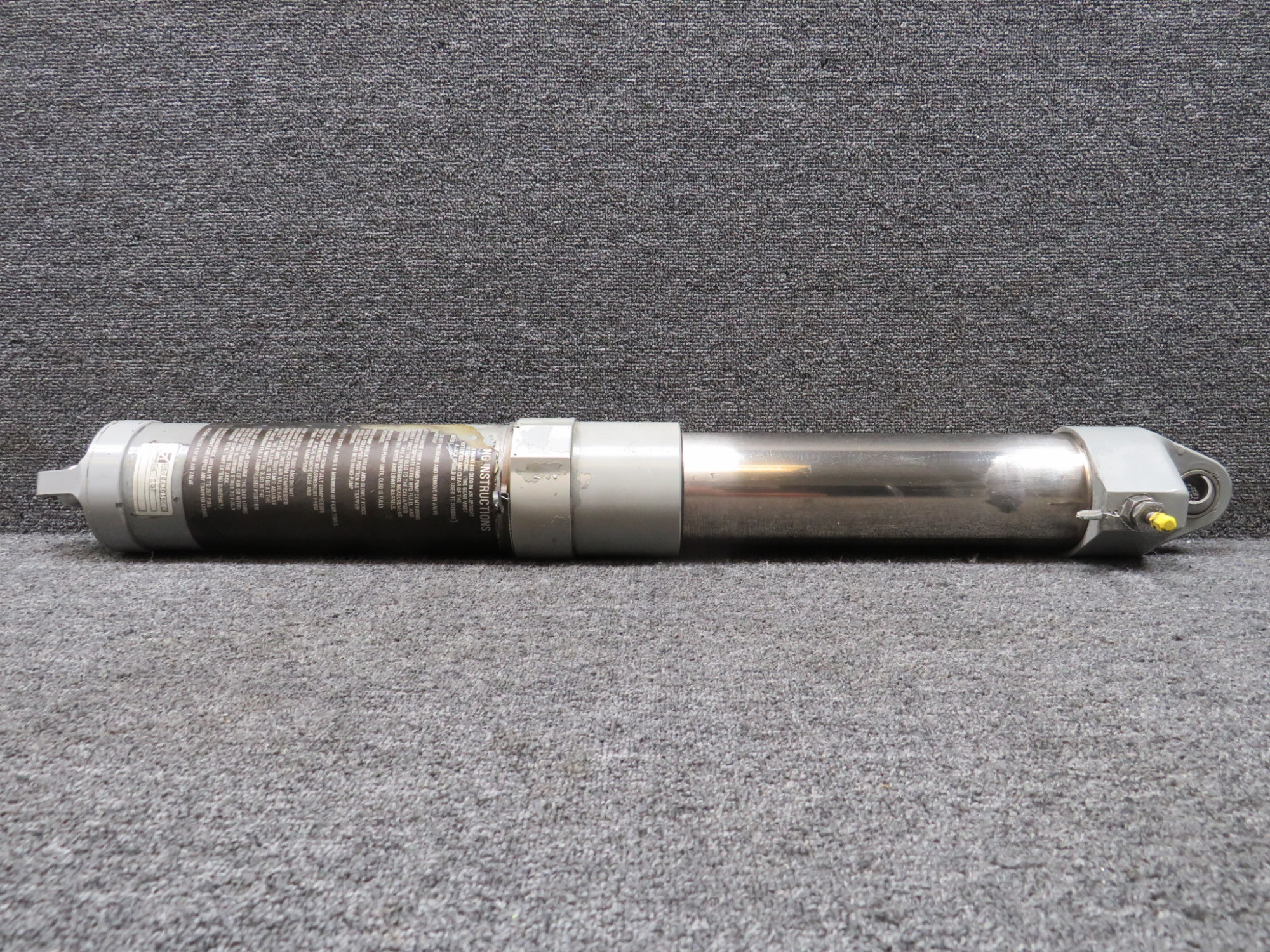 シアーズ550 6641615-6 Cessna Citation 560XL Main Landing Gear Oleo Assembly