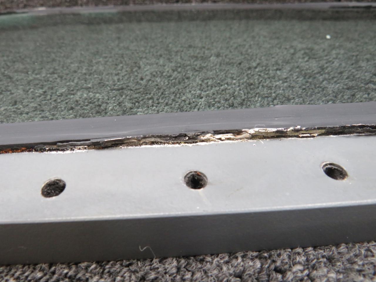 9914379-6 Cessna Citation 560XL Forward Side Heated Window