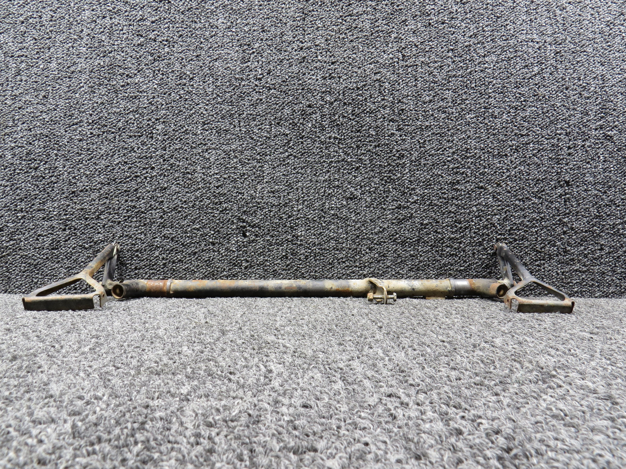 2260114-1 (Use: 2260114-5) Cessna 182 Left Hand Rudder Bar Unit