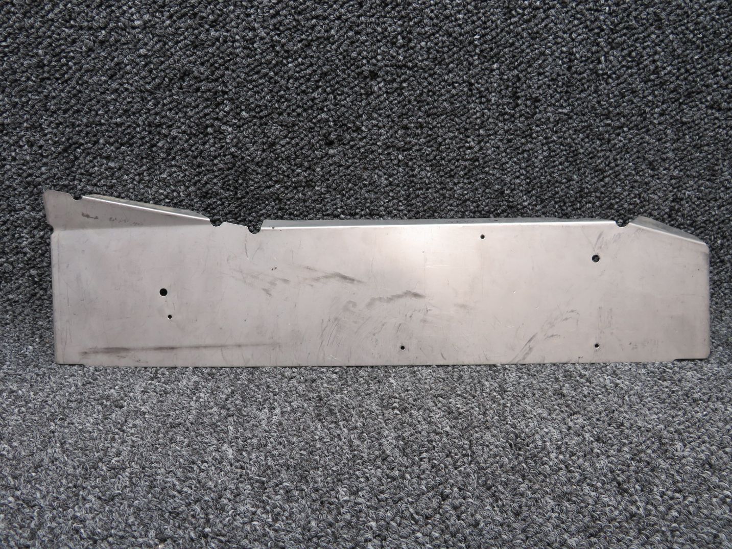 2213032-1 Cessna 182RG Firewall Tunnel Nose Gear LH (Y18)