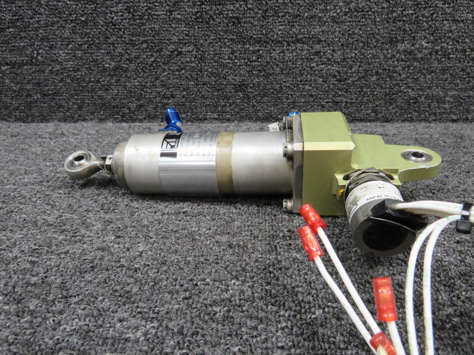 1535000-1 (Alt: 9912007-1) Teijin Seiki Hydraulic Flap