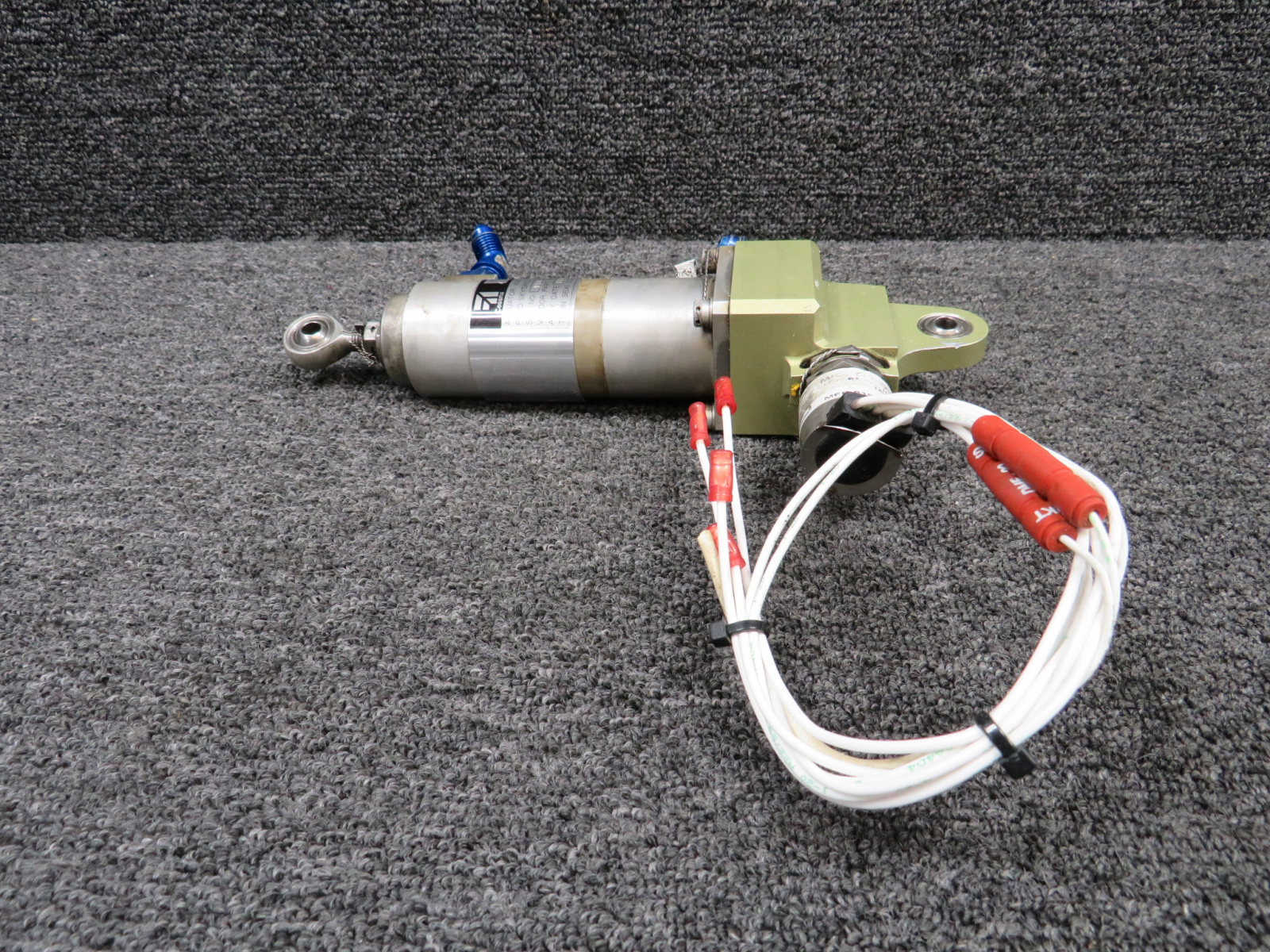 1535000-1 (Alt: 9912007-1) Teijin Seiki Hydraulic Flap