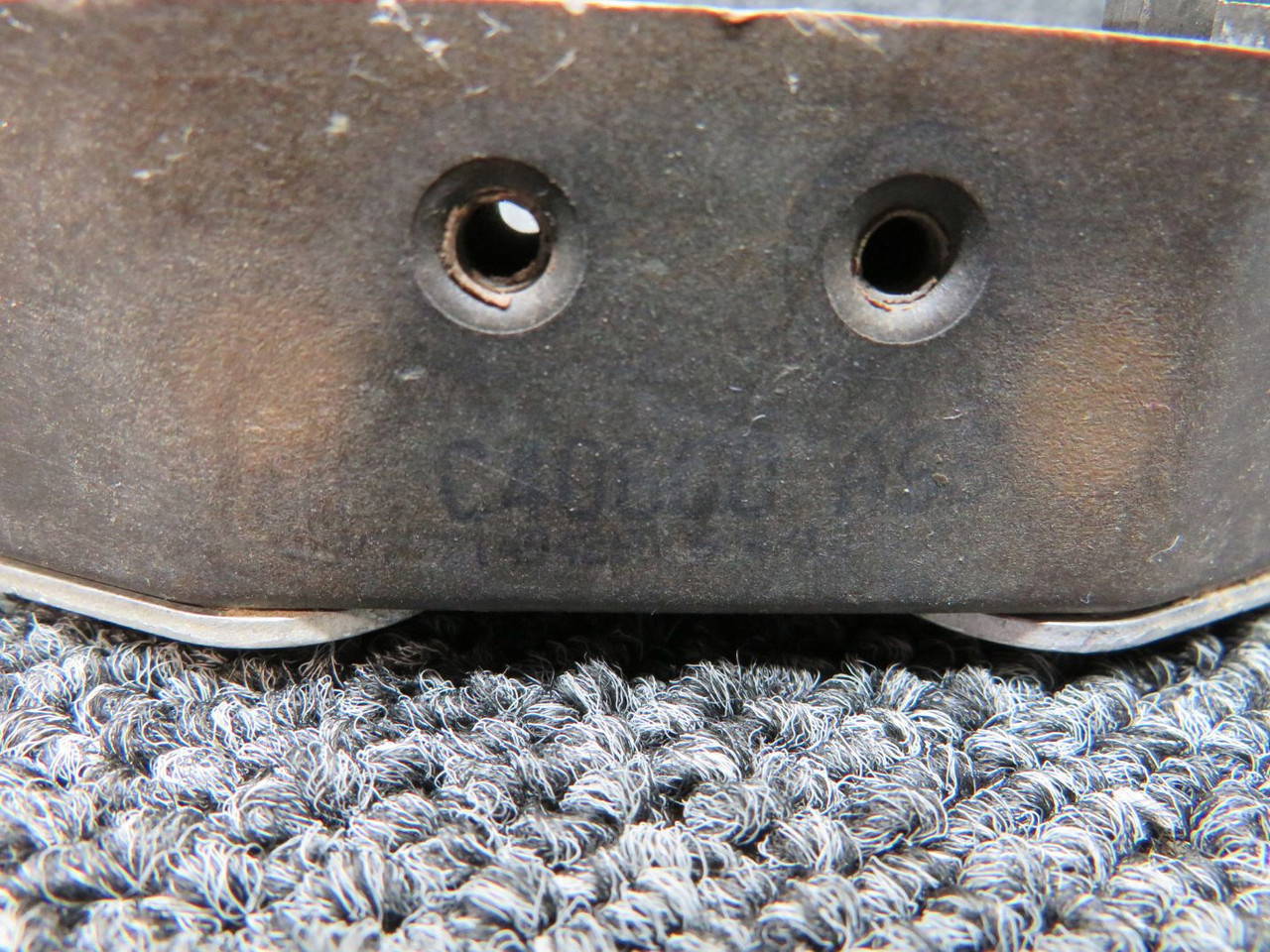 C40660 Cessna 206H Propeller Brush Block (Broken Brushes)