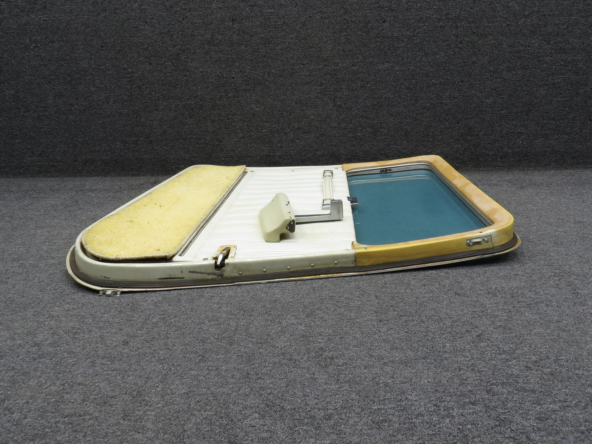 1217045-212 Cessna 182 Cabin Door Assembly LH For Sale