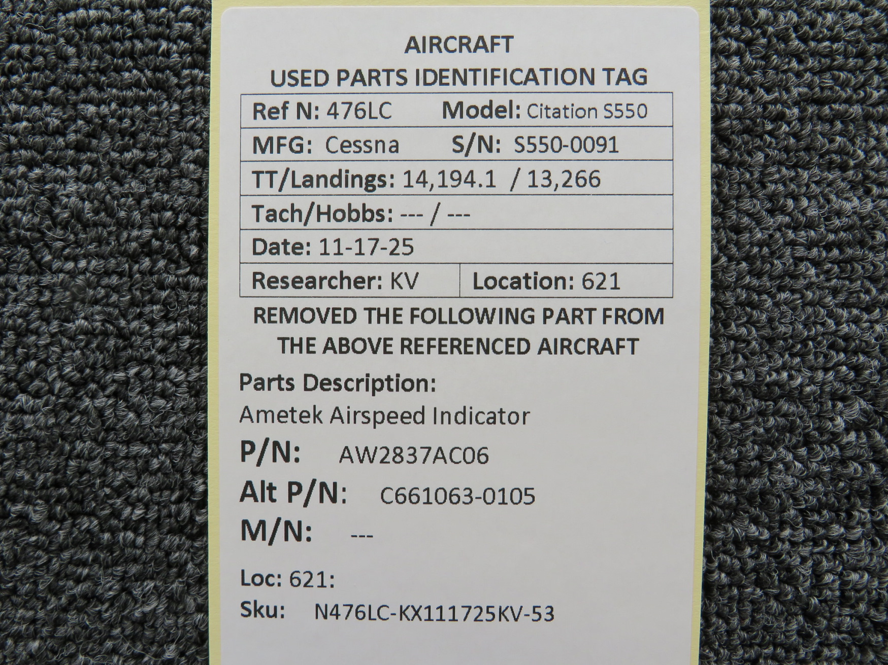 AW2837AC06 (Alt: C661063-0105) Ametek Airspeed Indicator For Sale