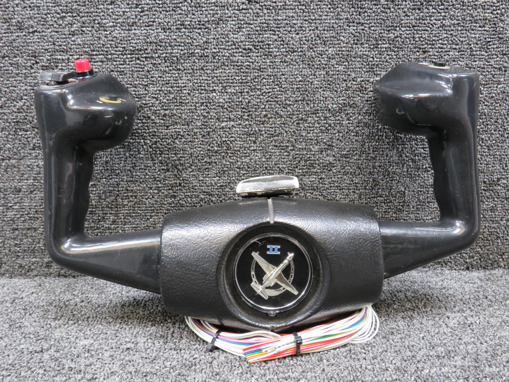 5565511-55 Cessna Citation S550 Pilot Control Wheel Assembly For Sale