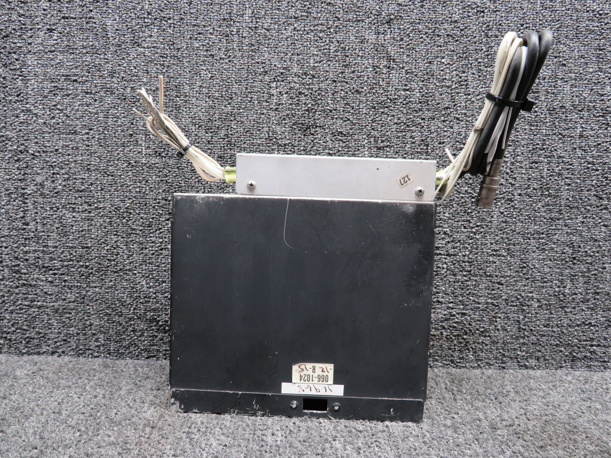 066-1024-12 King Radio KMA-20 Audio Selector Panel with Tray (14