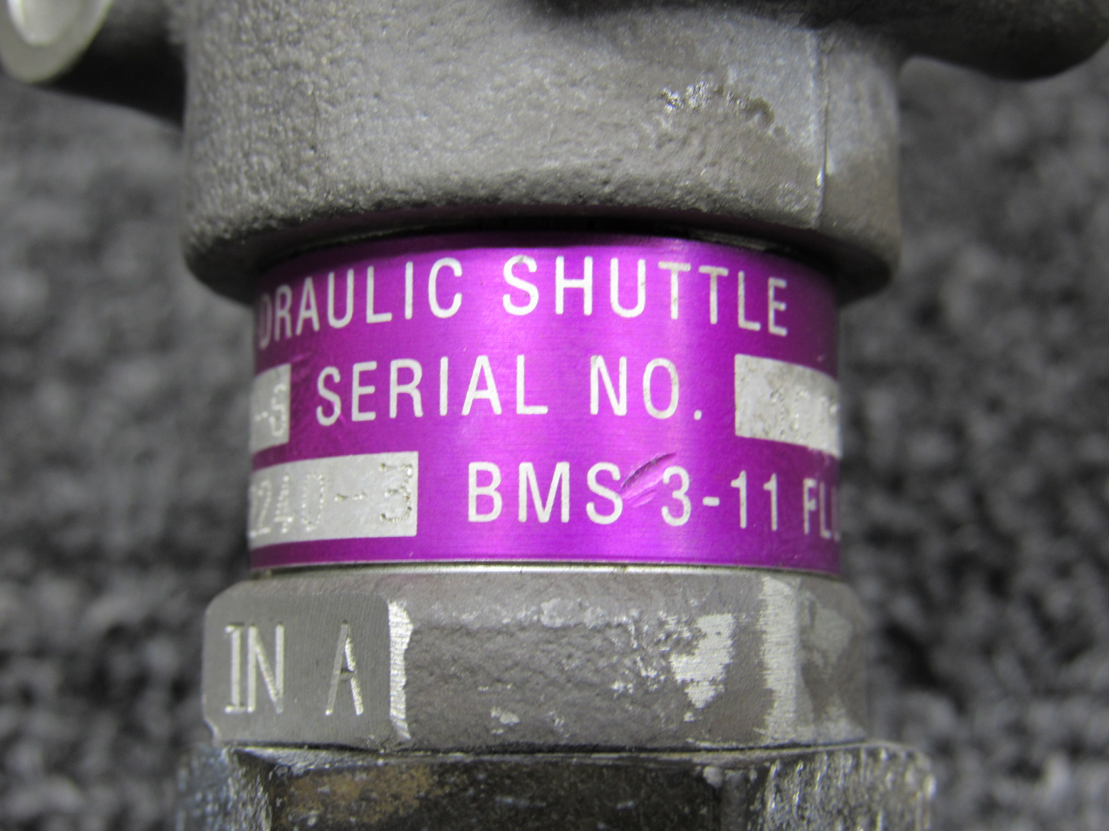 5060-6 (Alt: 10-62240-3) Boeing 737-800 Hydraulic Shuttle Valve