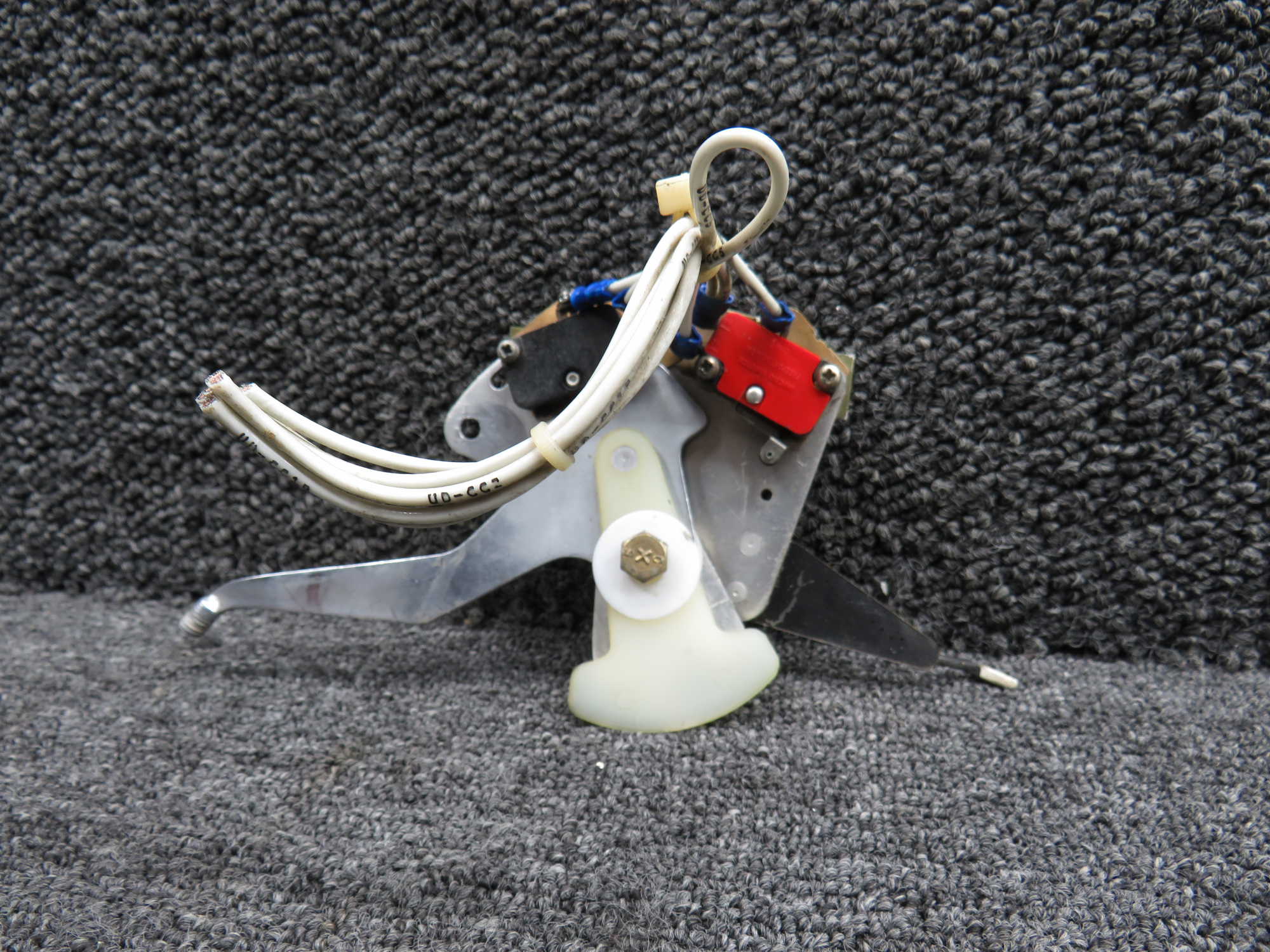 1512280-41 Cessna TR182 Flap Control Lever Assembly For Sale