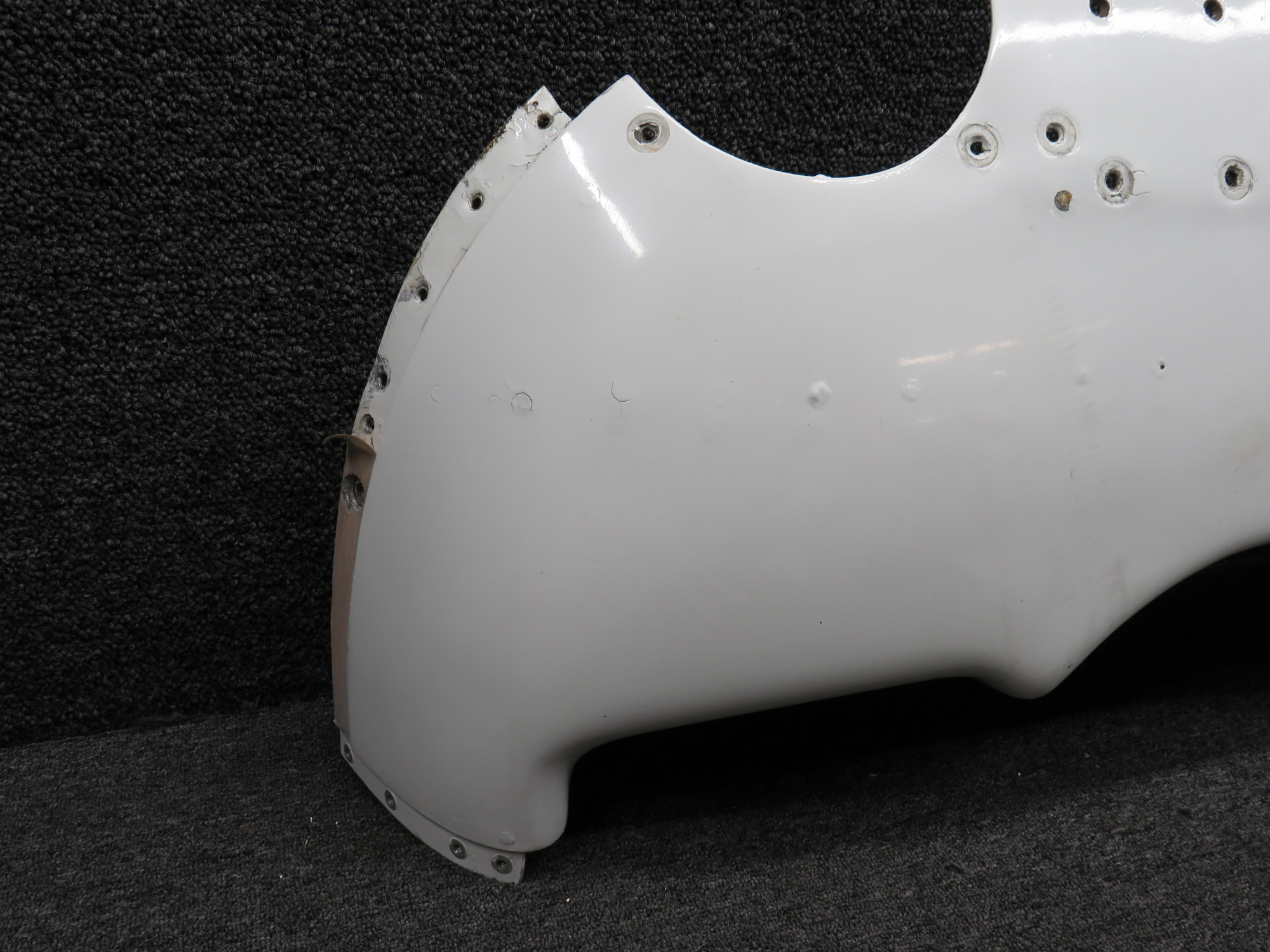 2252021-28 Cessna TR182 Lower Nosecap Assembly For Sale