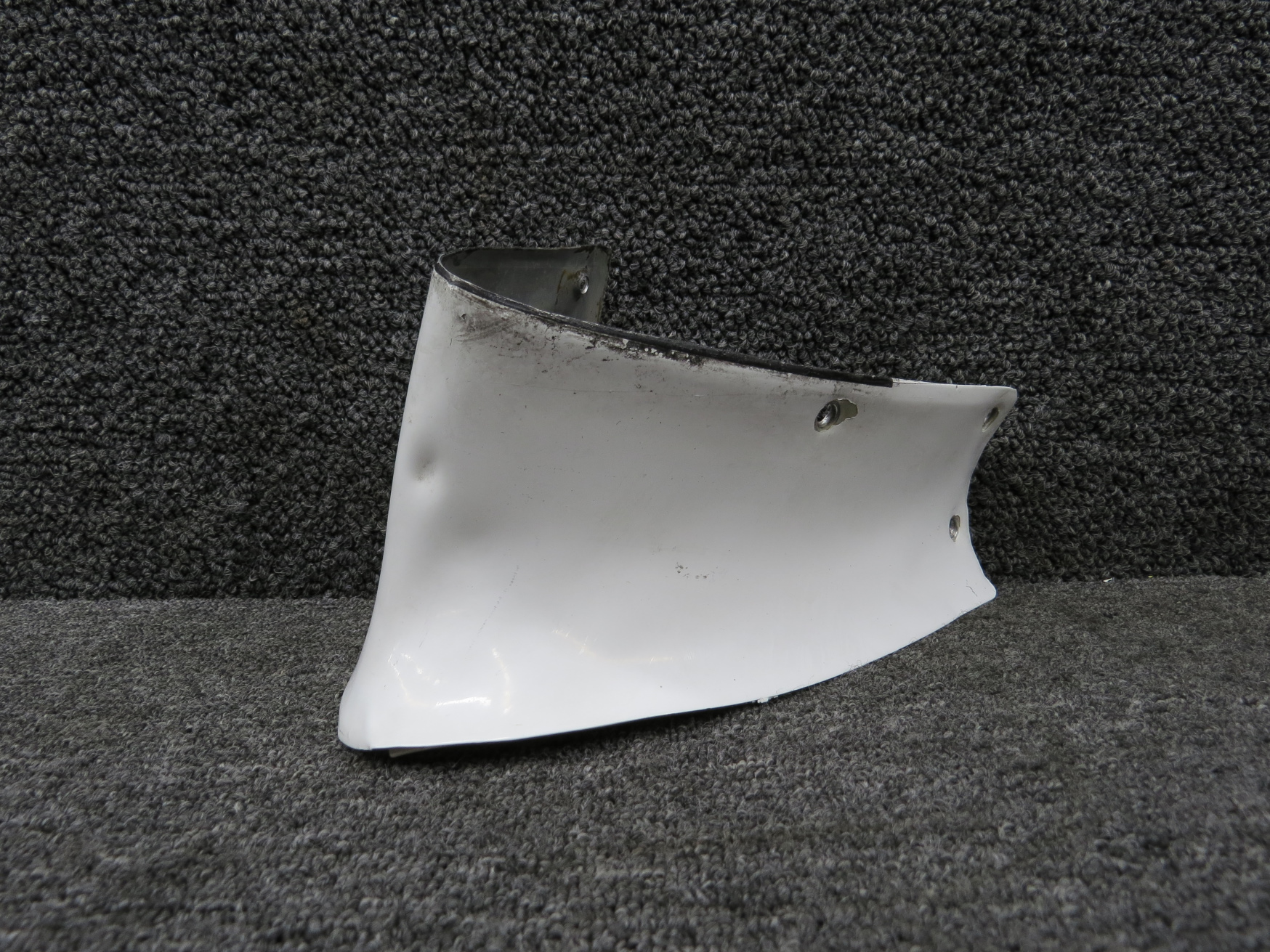 aaページ 0823413-3 (Alt: 0823413-8) Cessna 421B Forward Wing Tip Fairing