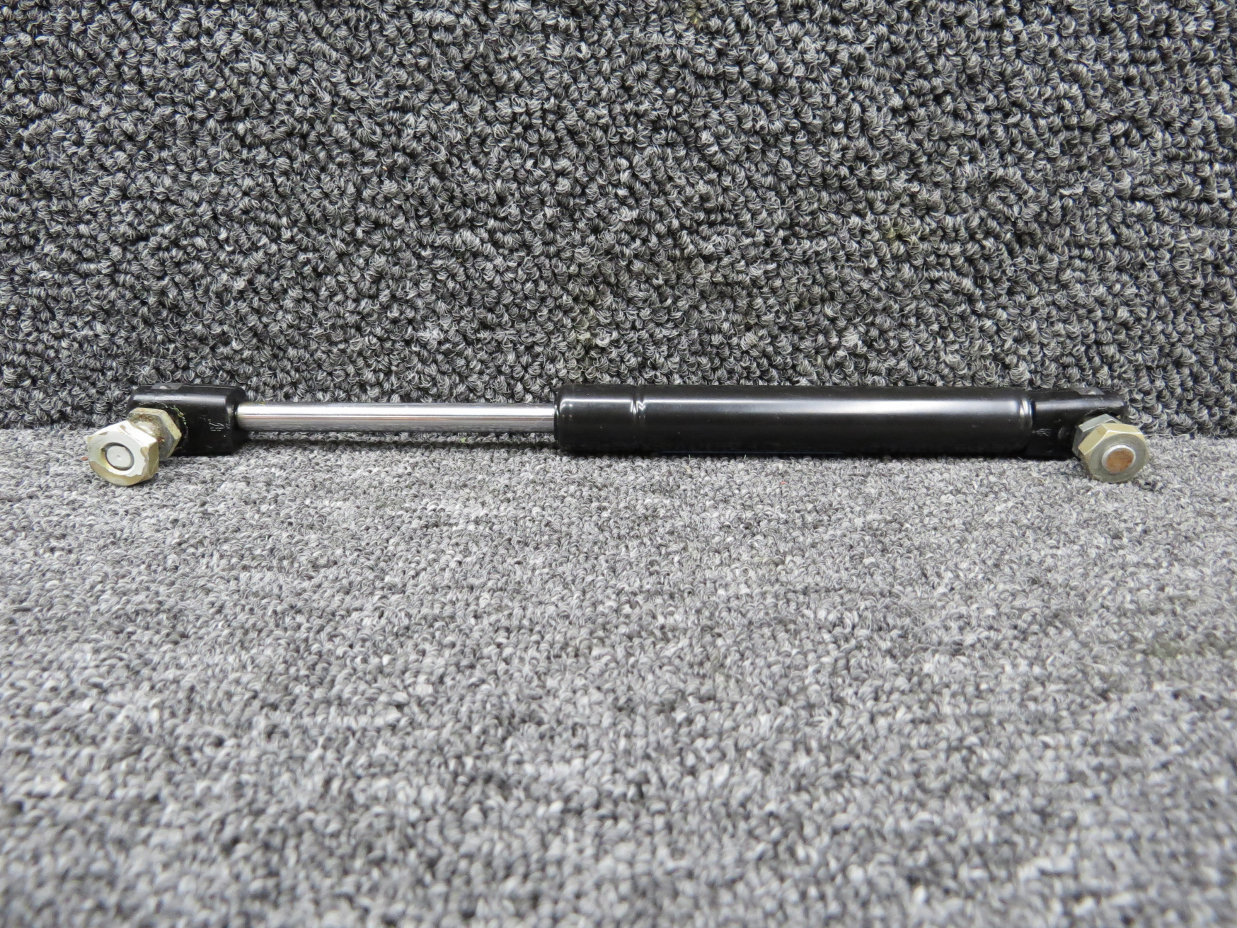 サフネス④ Cessna 421B Gas Strut Door Extender Strut Set For Sale