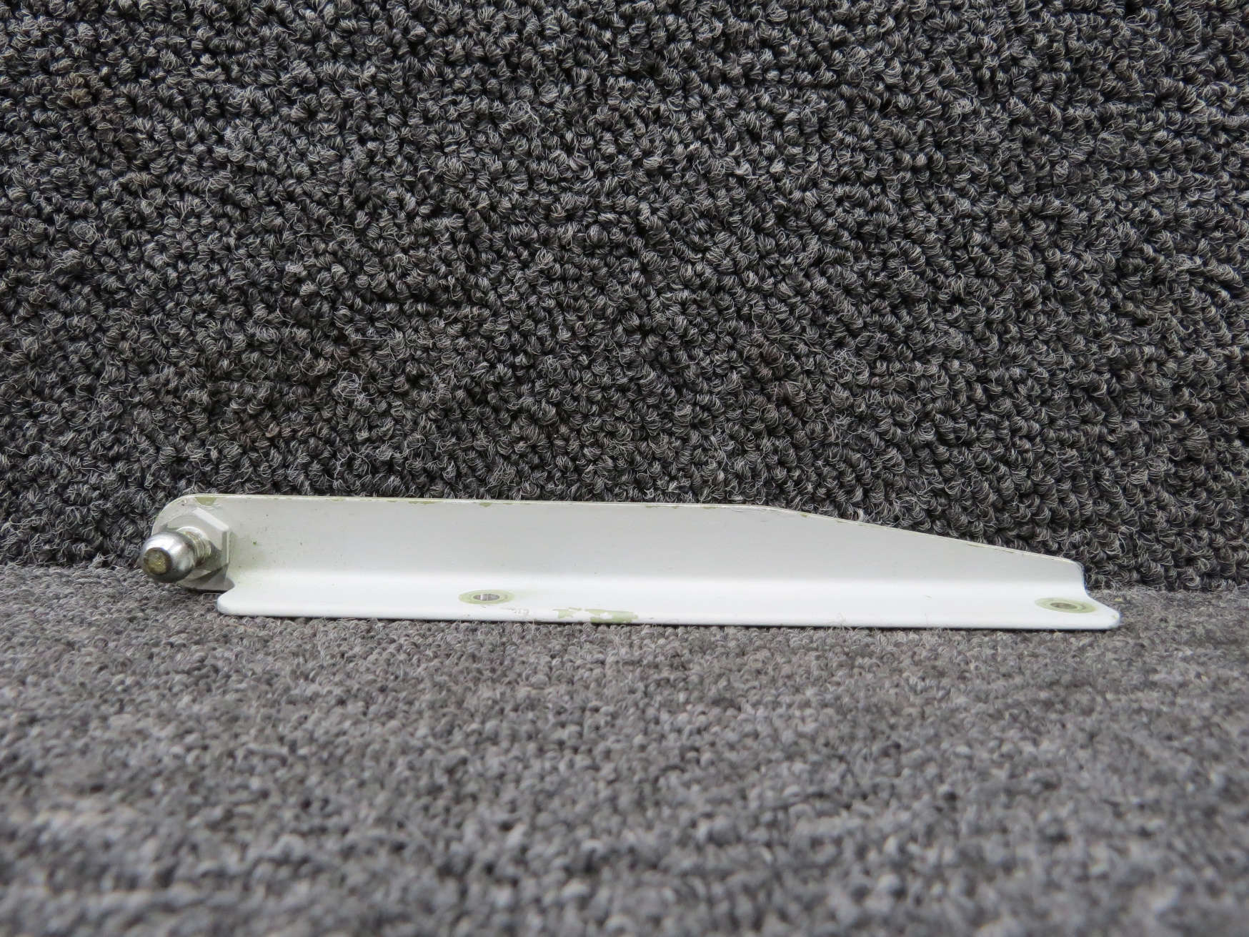 5213130-1 Cessna 421B Nose Baggage Door Bracket Assembly For Sale
